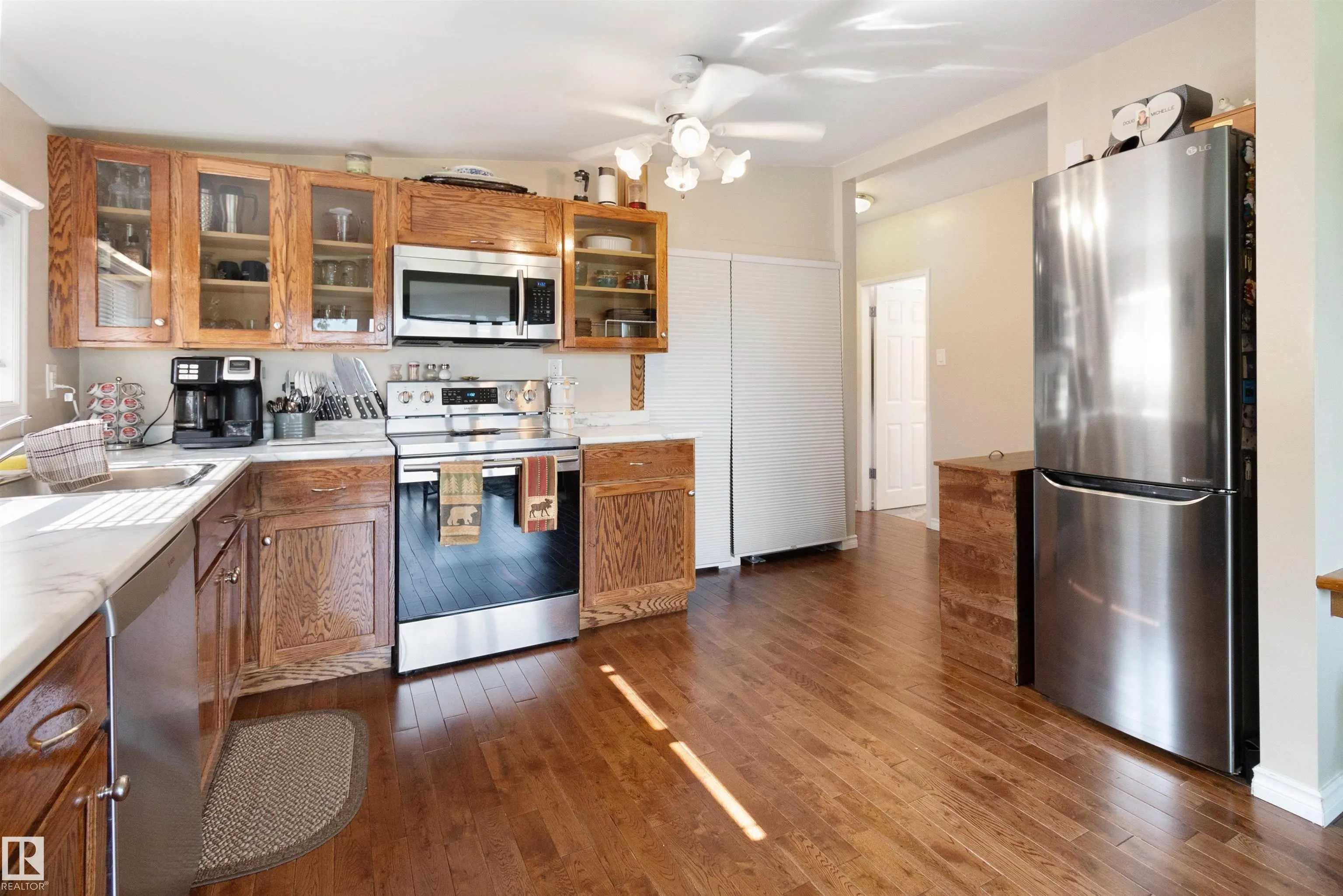 61 SPRUCE Avenue