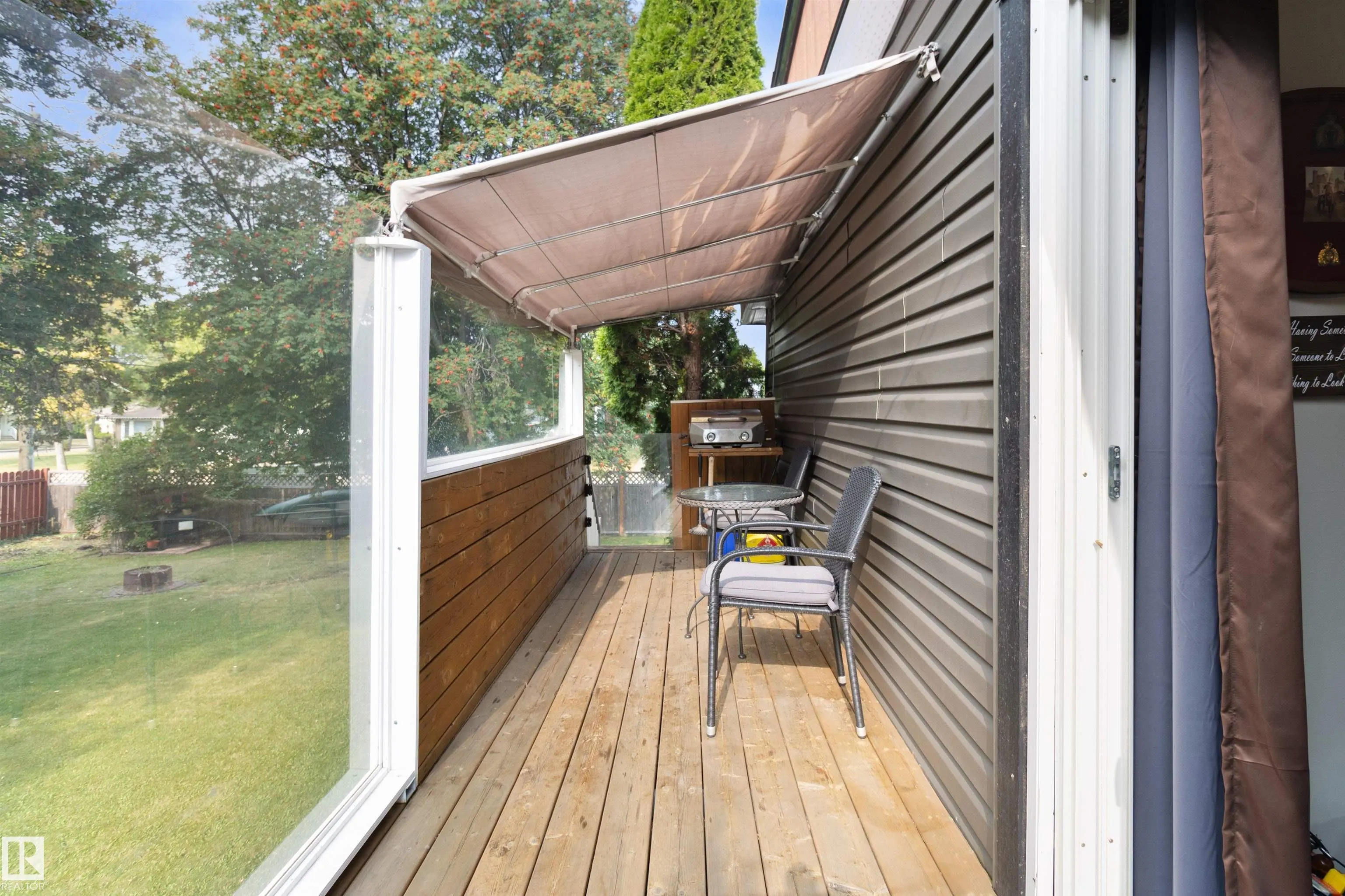61 SPRUCE Avenue