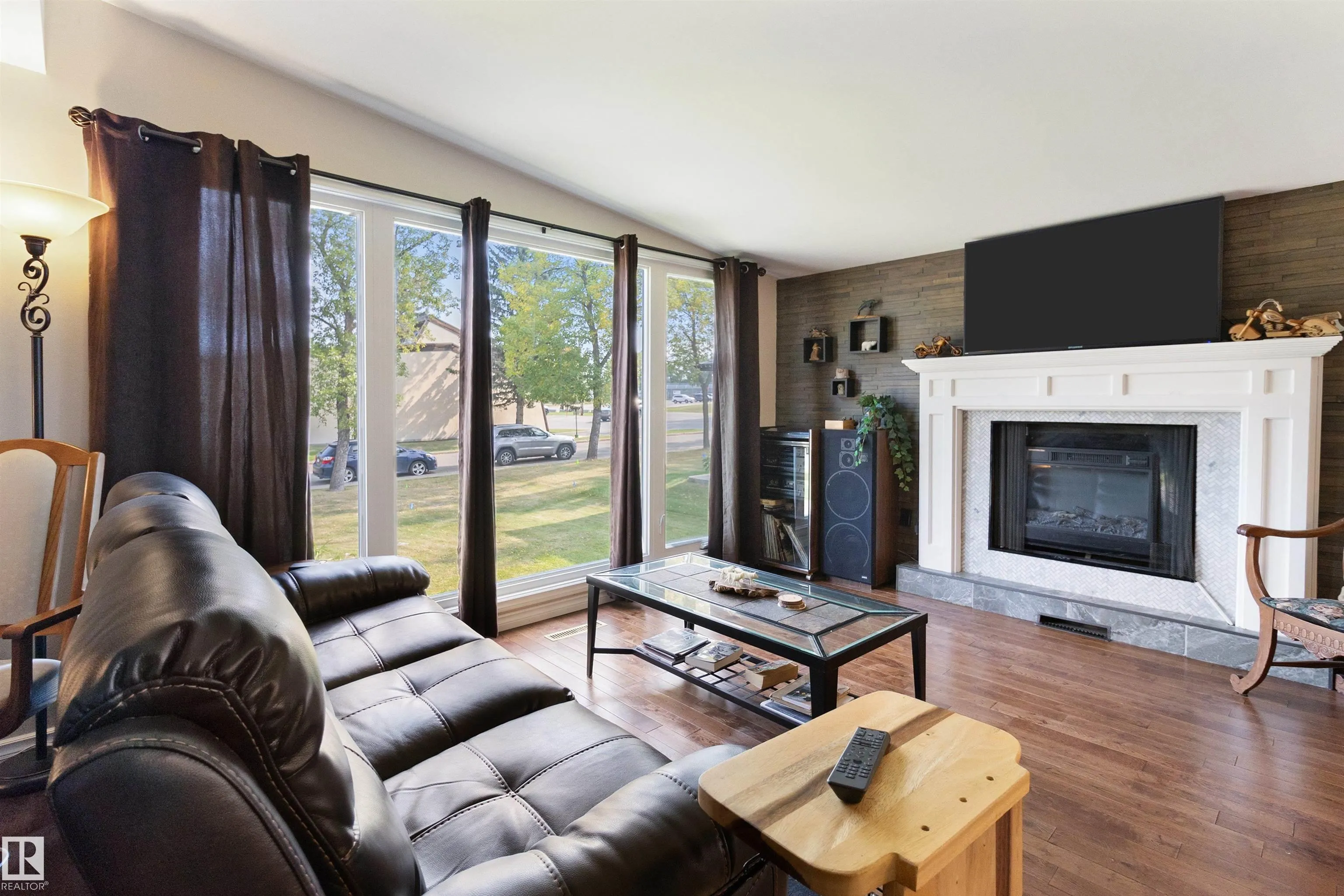 61 SPRUCE Avenue