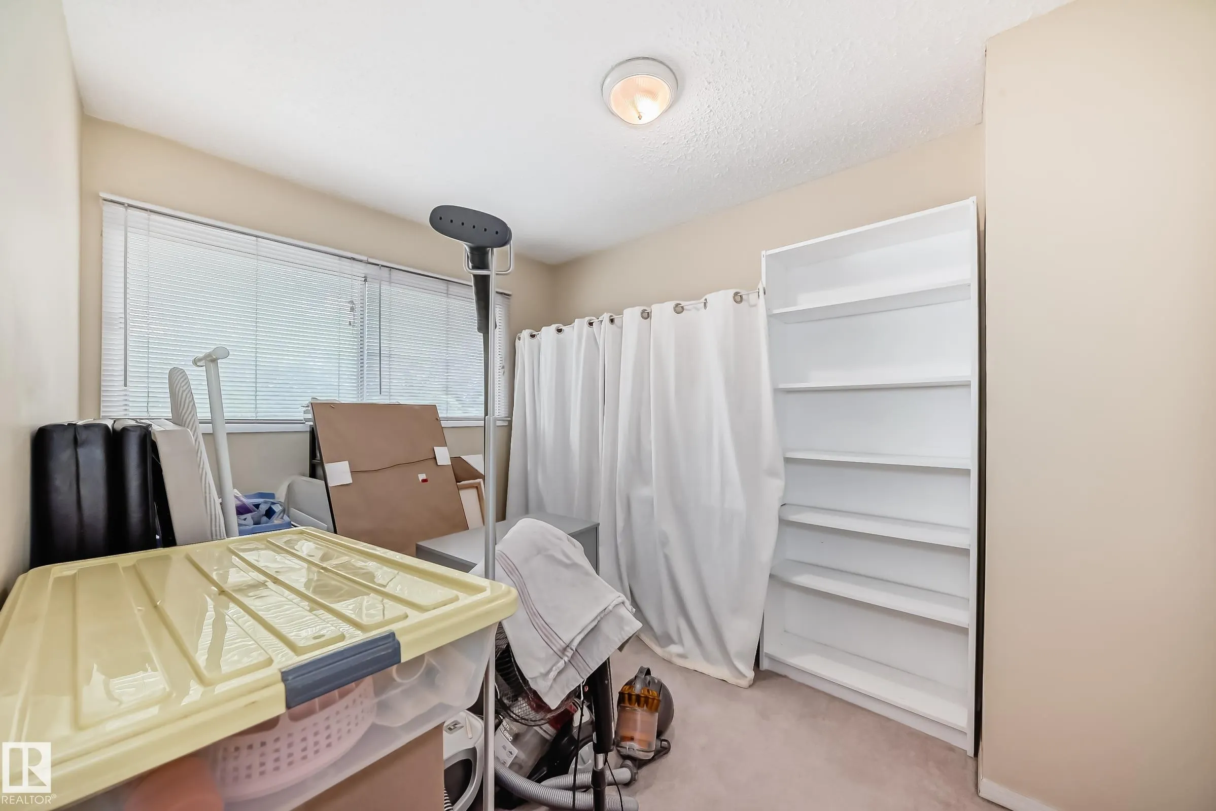 1049 MILLBOURNE Road