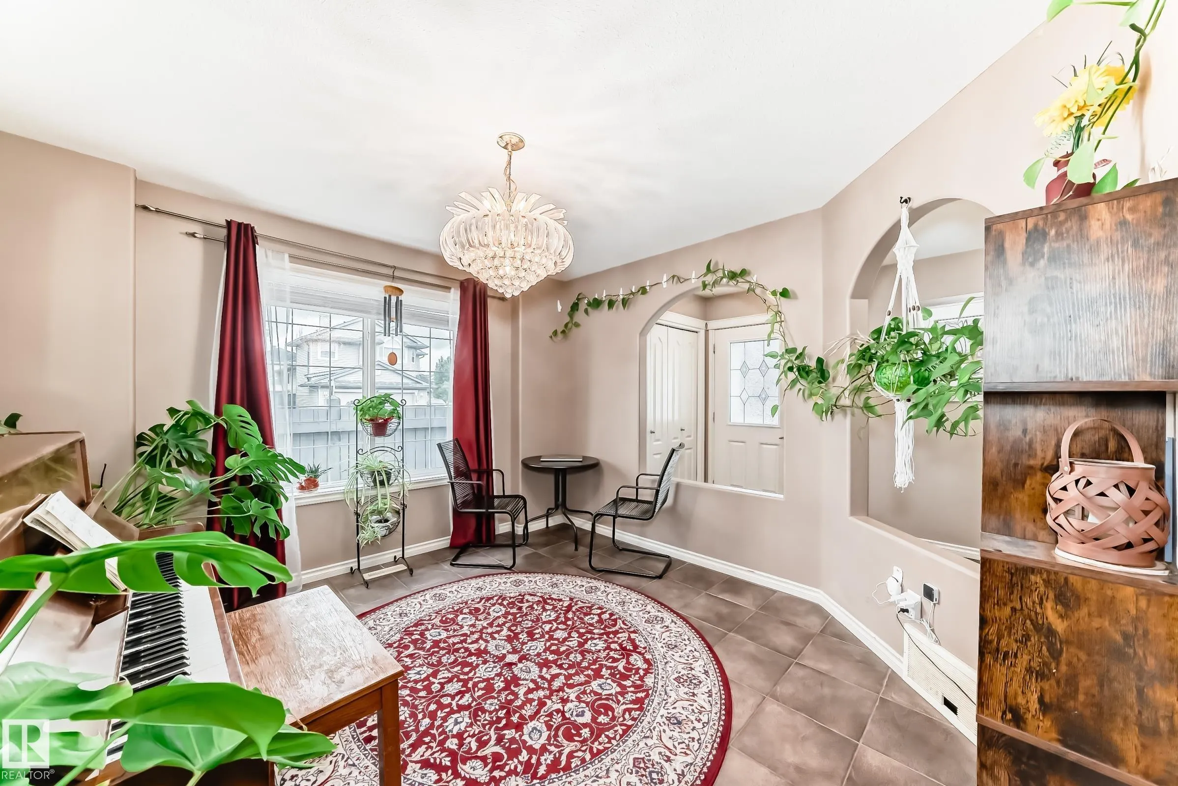 749 MCALLISTER Loop