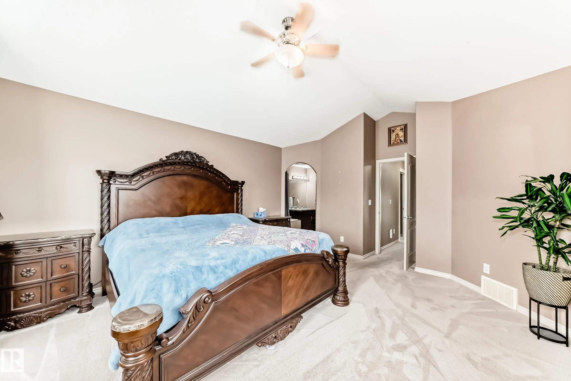 749 MCALLISTER Loop