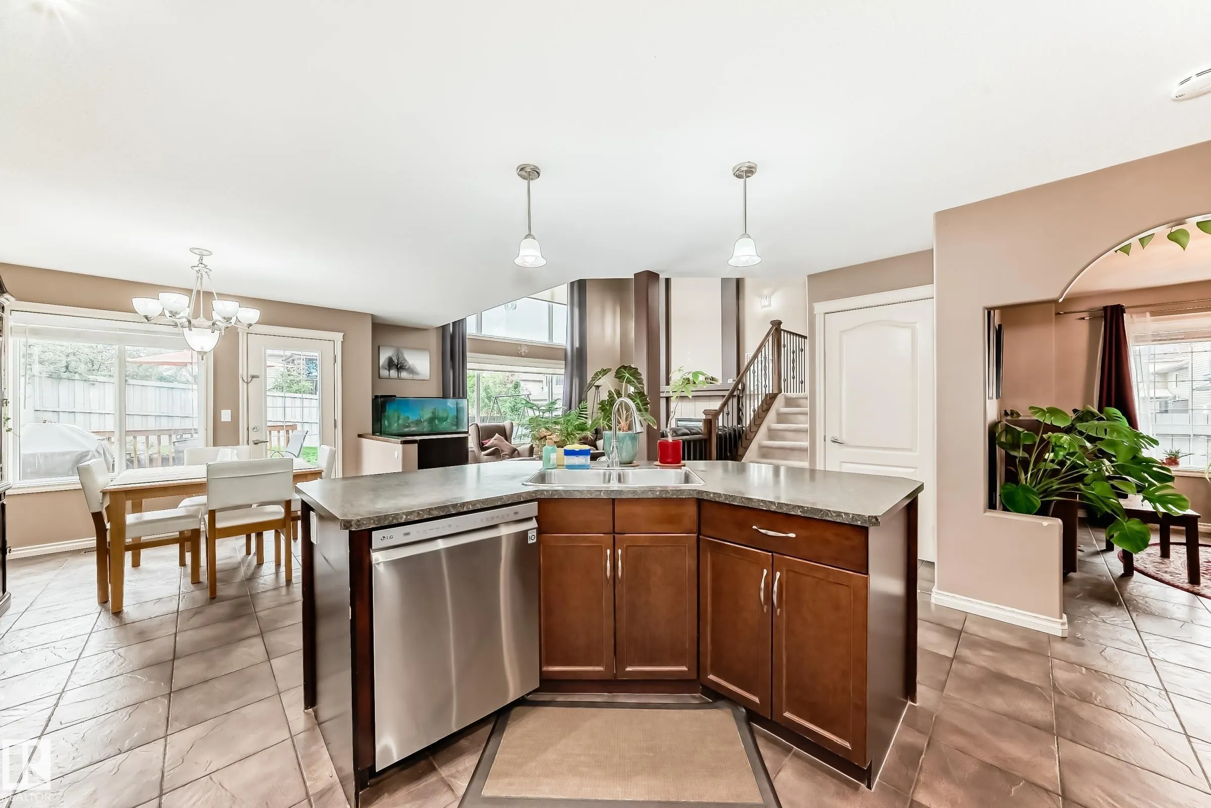 749 MCALLISTER Loop