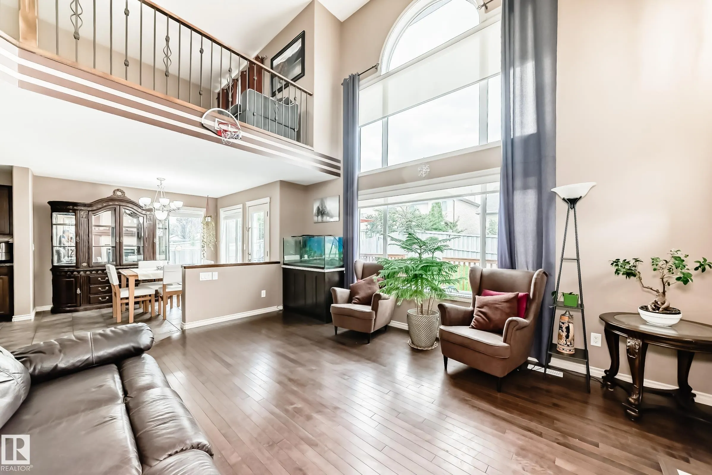749 MCALLISTER Loop
