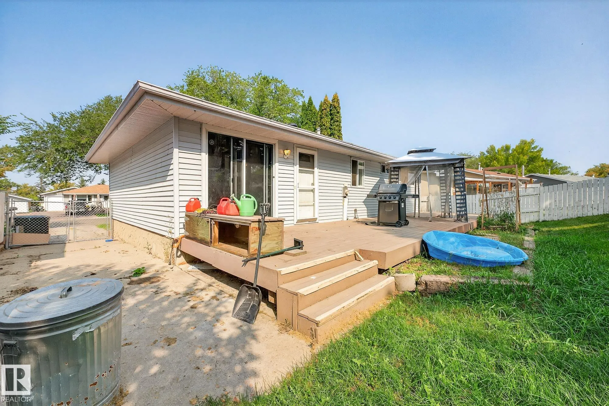 44 MARION Drive
