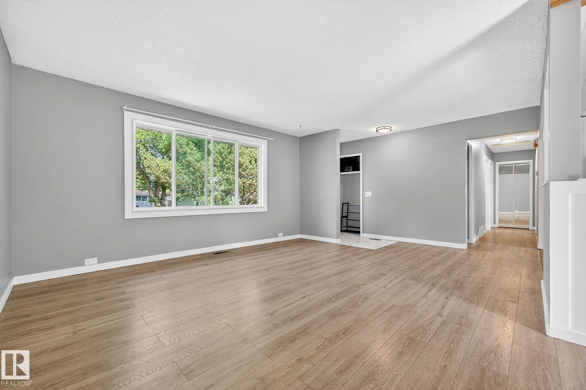 44 MARION Drive