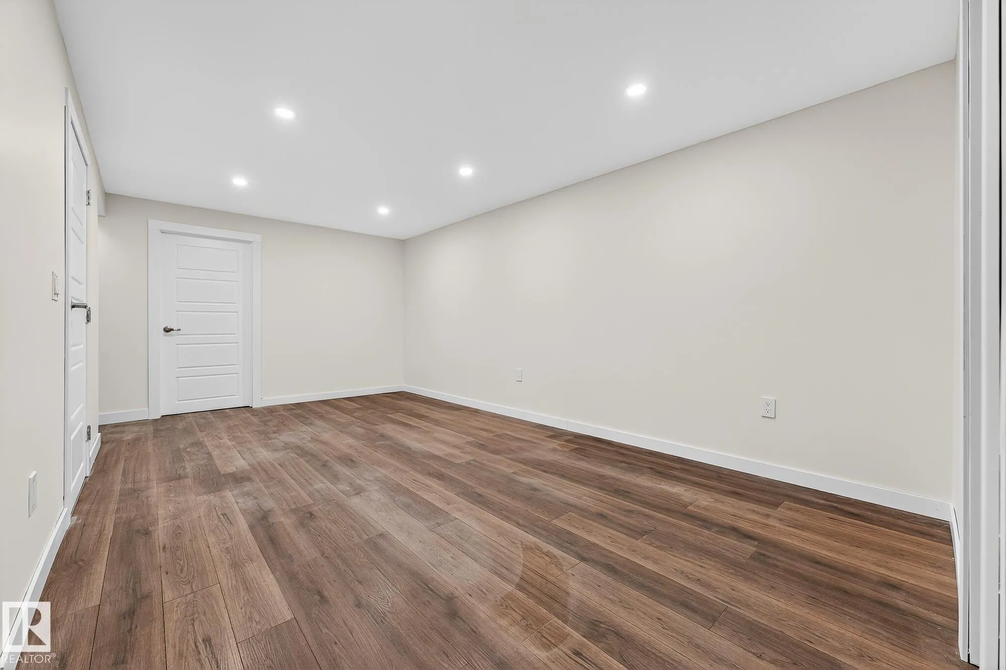 44 MARION Drive