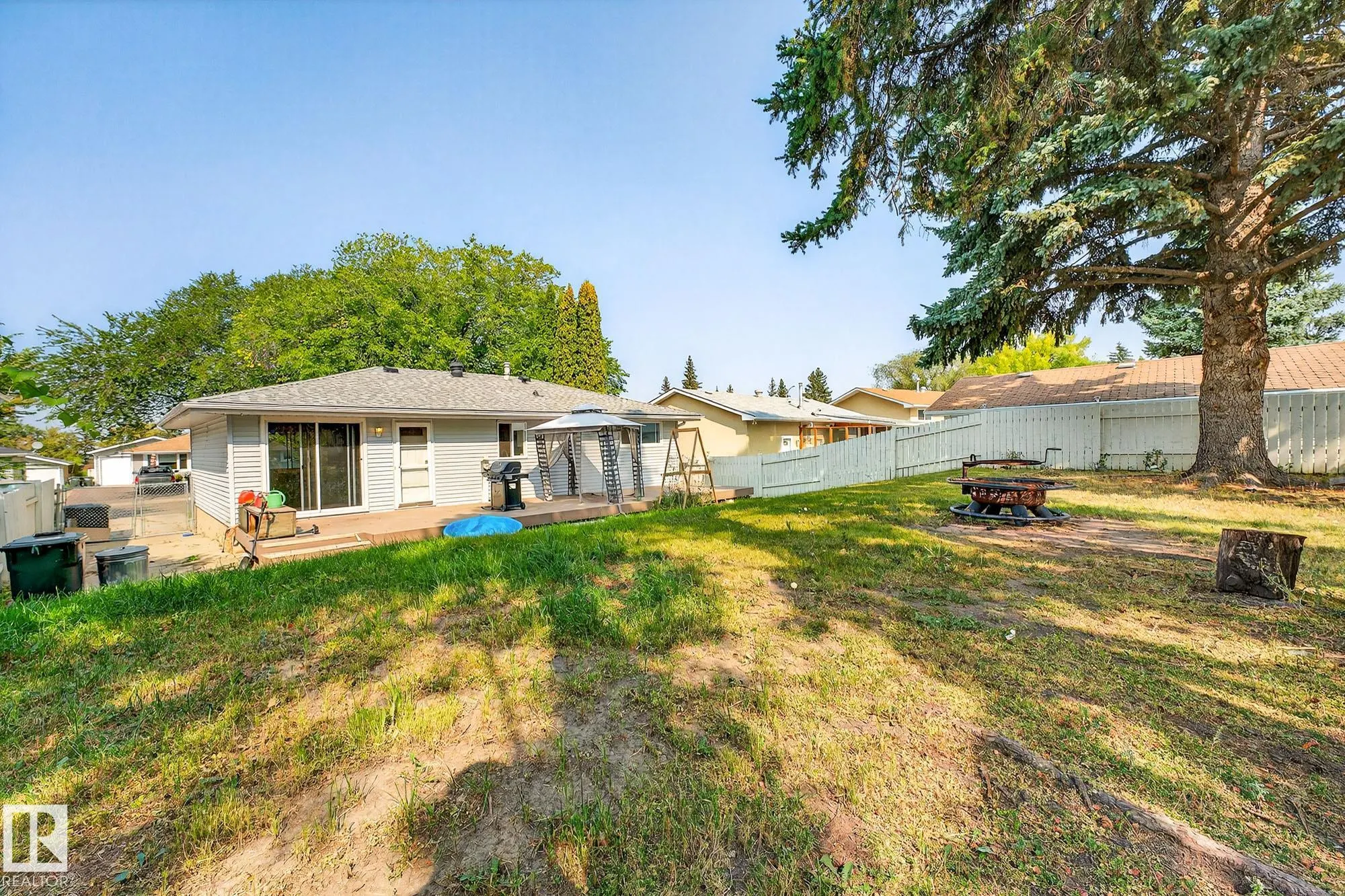 44 MARION Drive