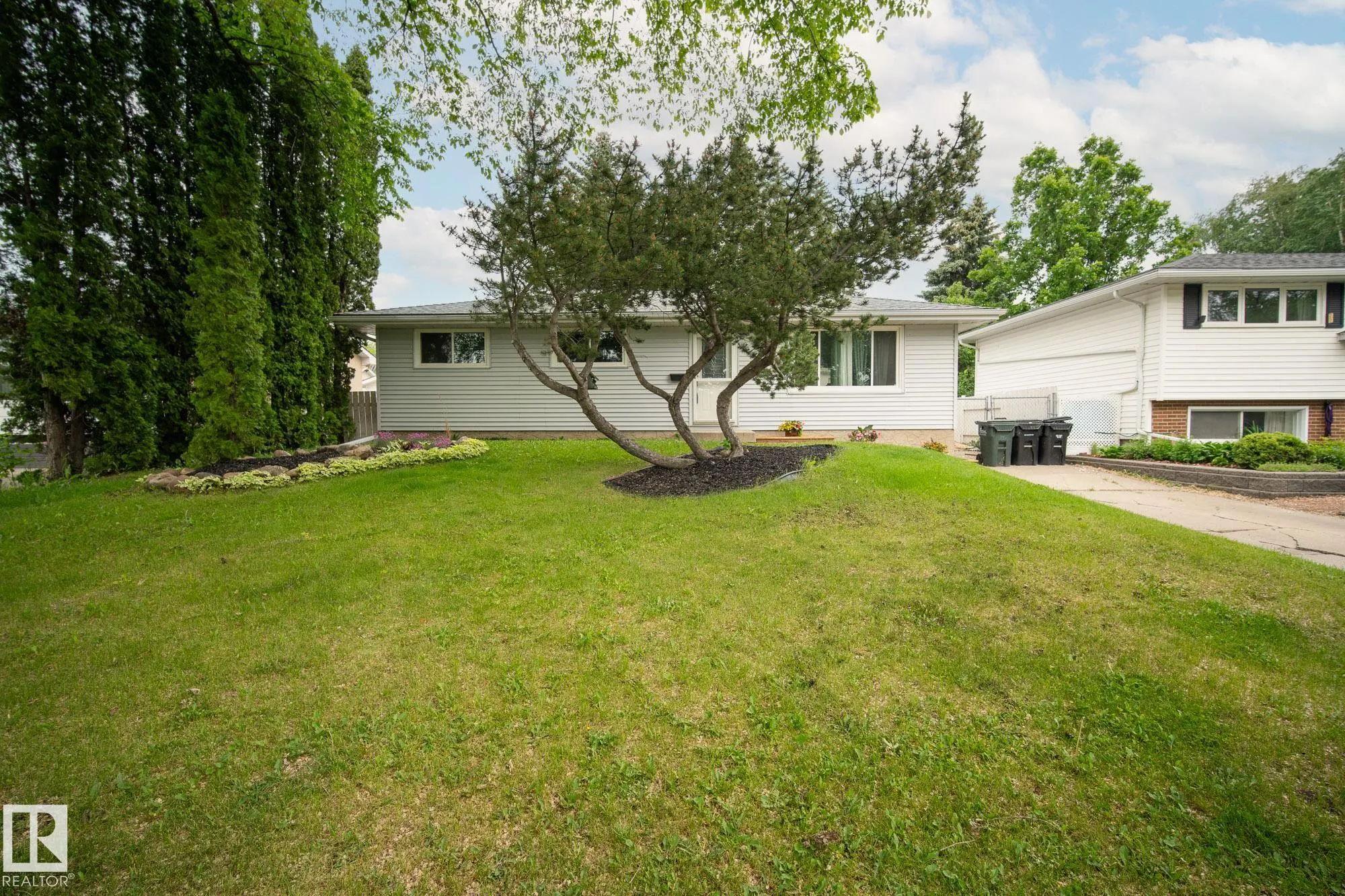 44 MARION Drive