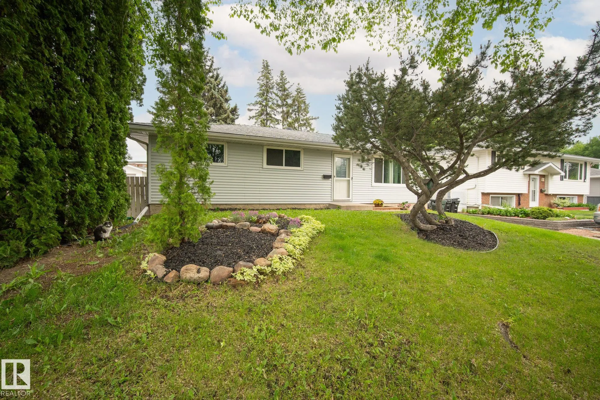44 MARION Drive