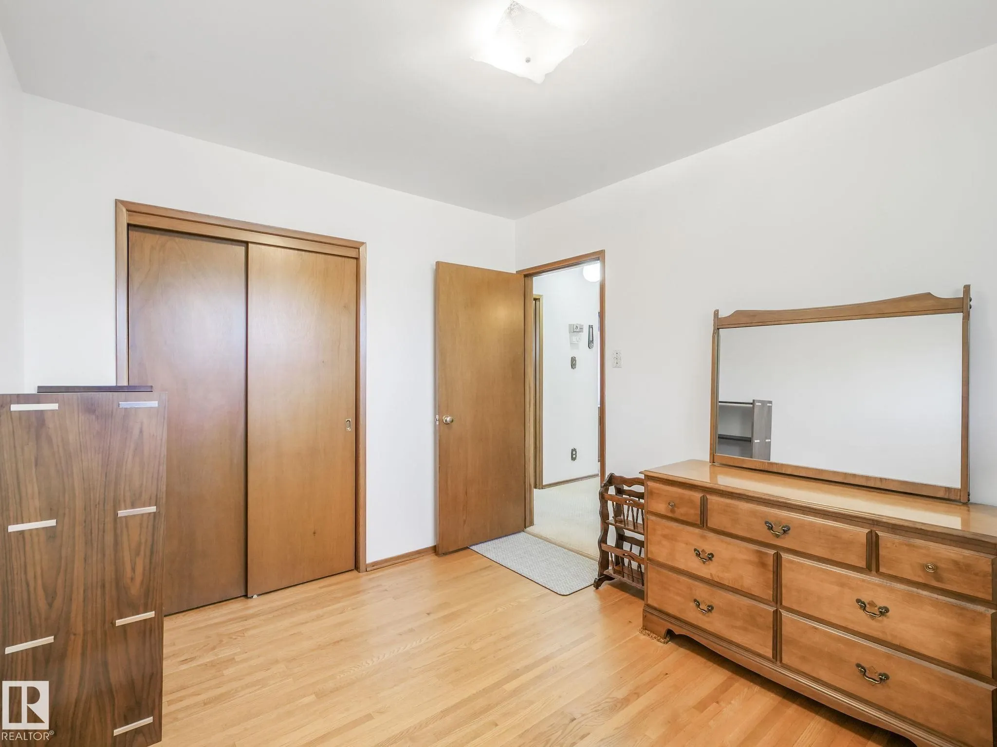 9010 MEADOWLARK Road