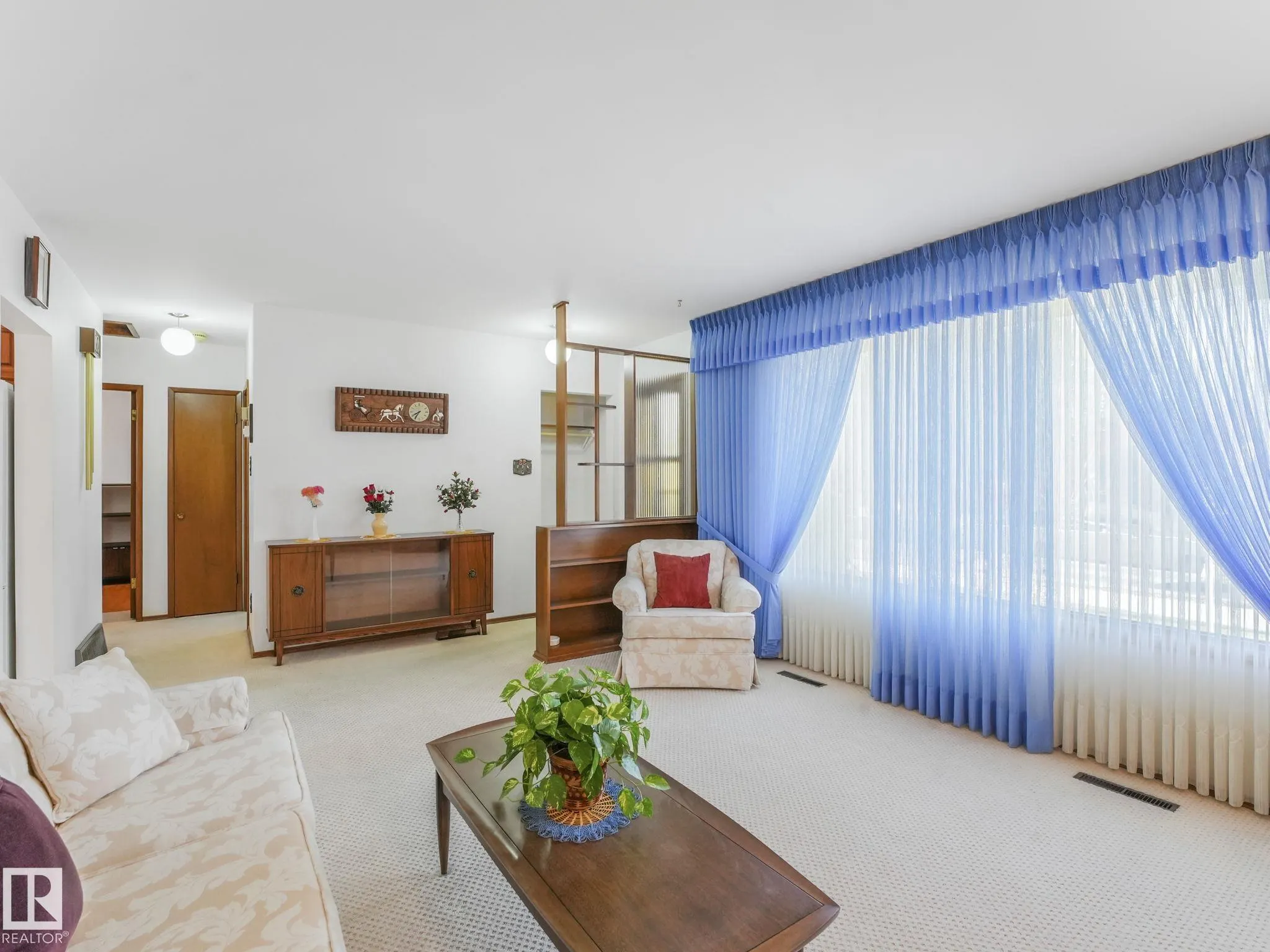 9010 MEADOWLARK Road