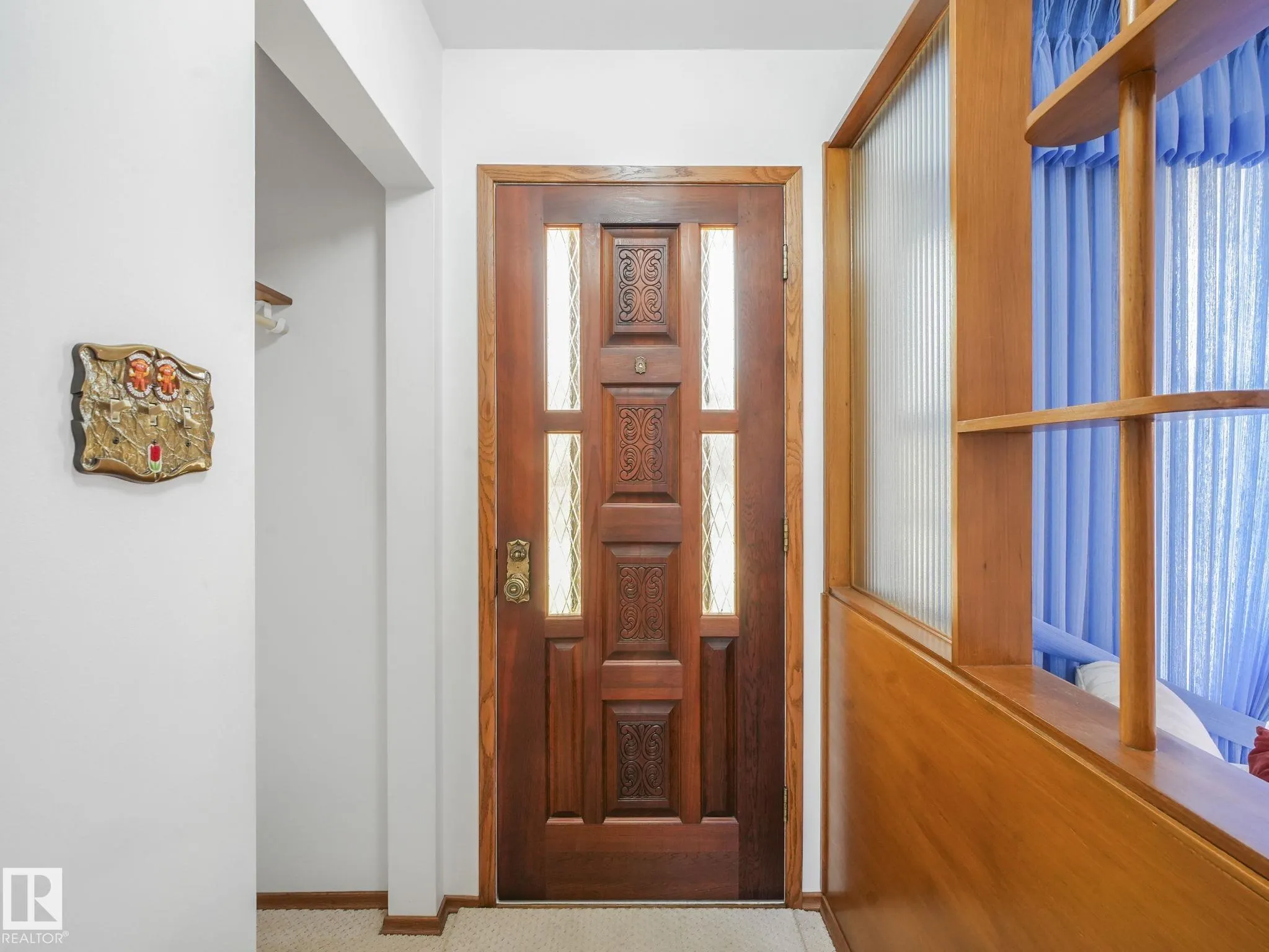 9010 MEADOWLARK Road