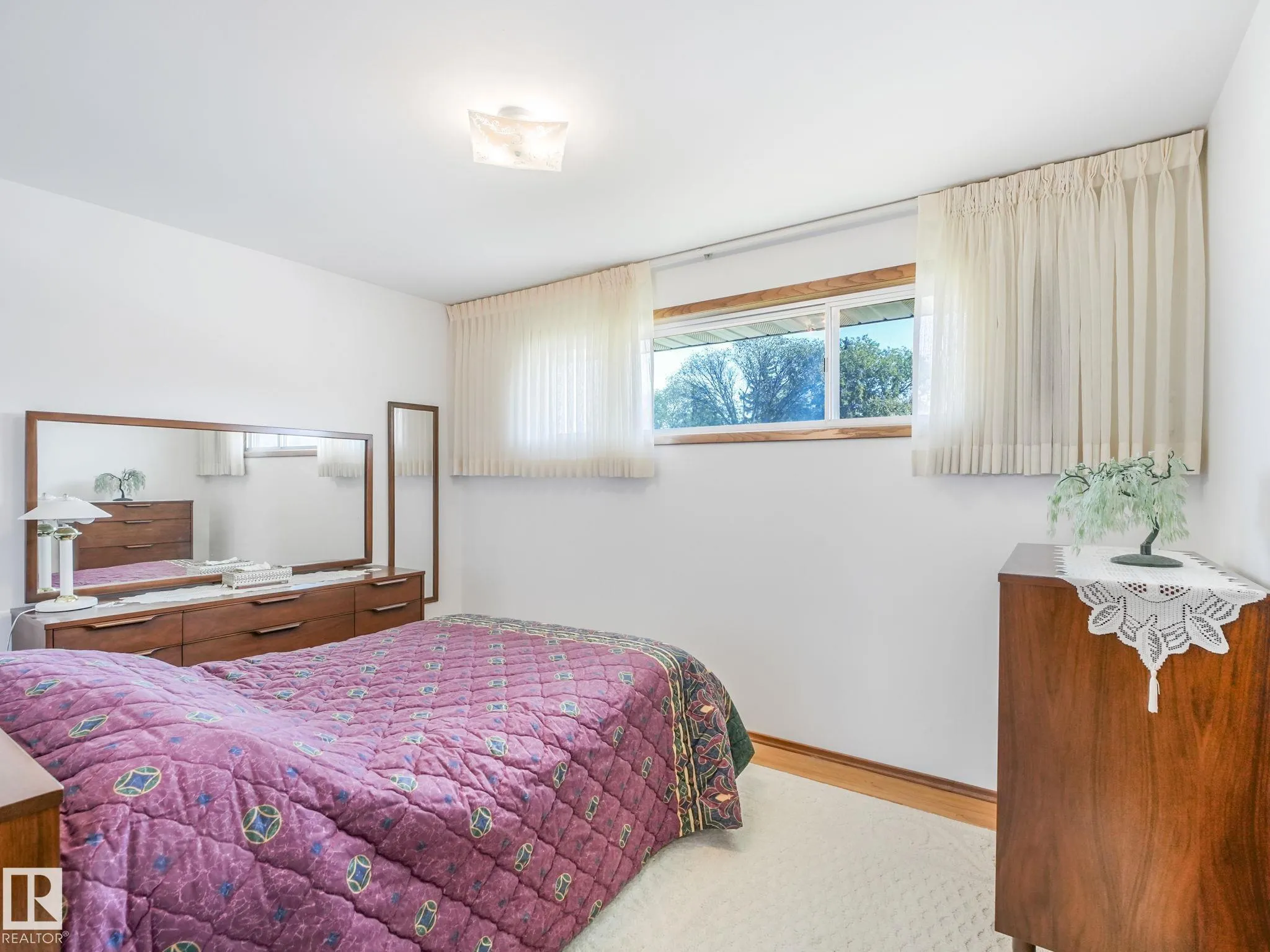 9010 MEADOWLARK Road