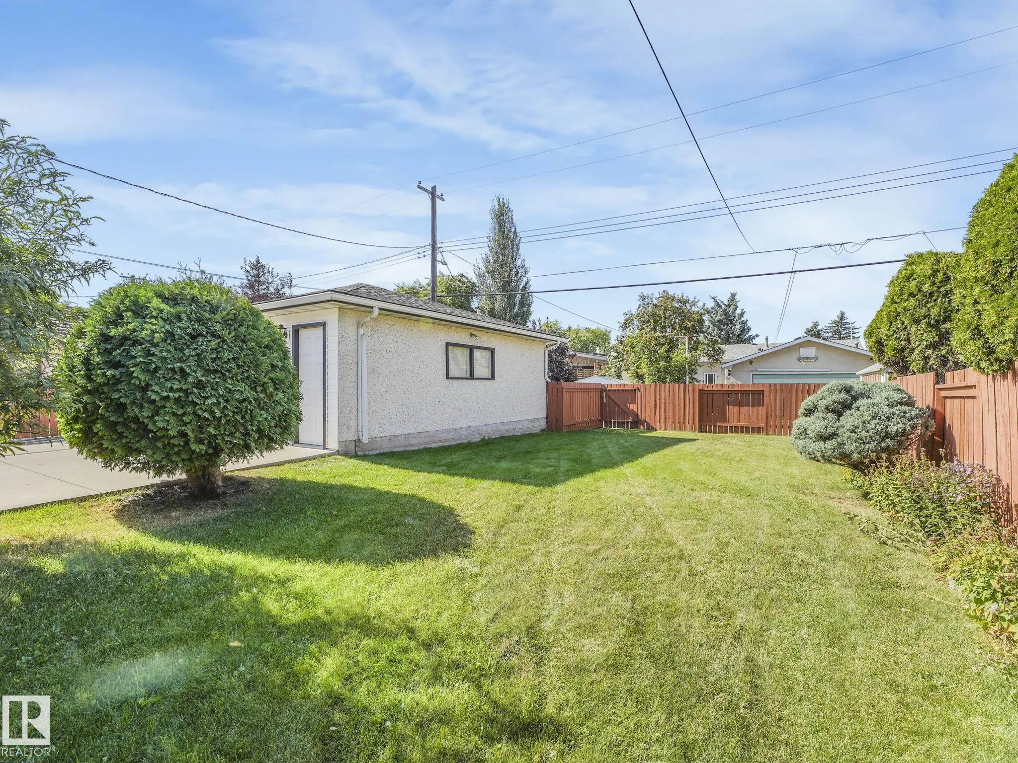 9010 MEADOWLARK Road