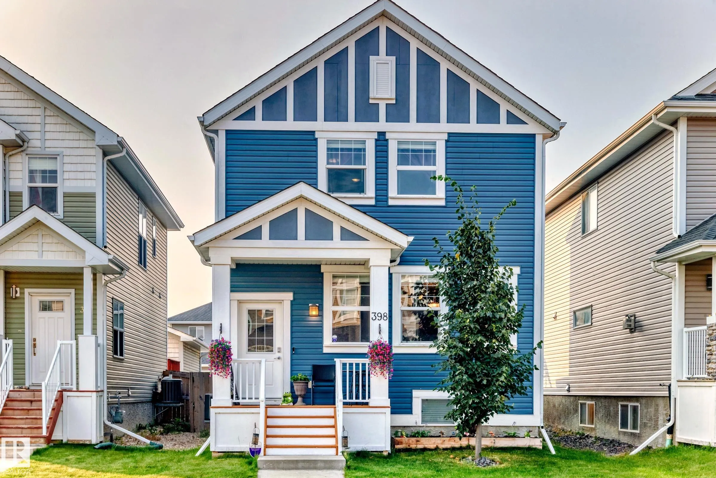 398 SIMMONDS Way