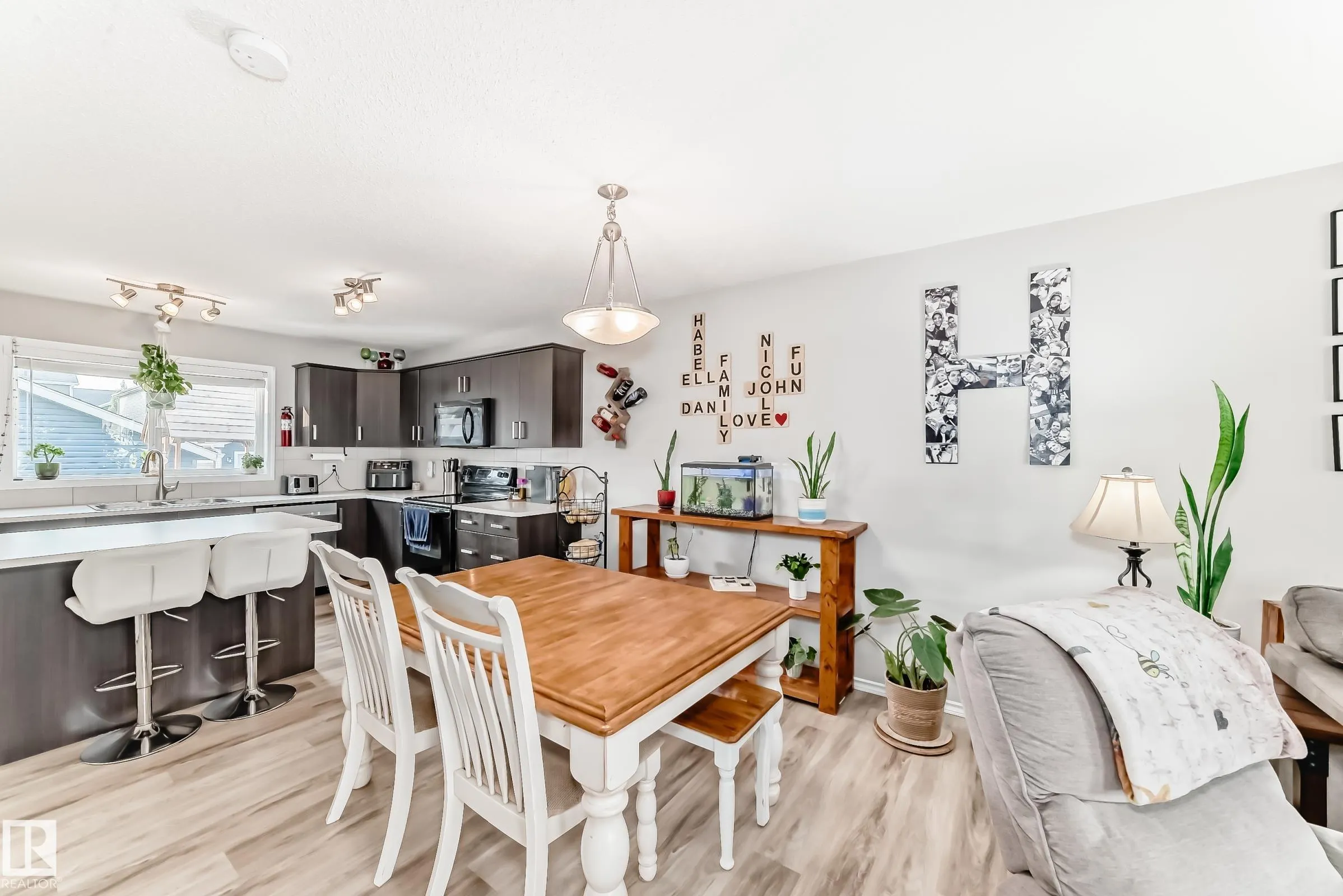 398 SIMMONDS Way