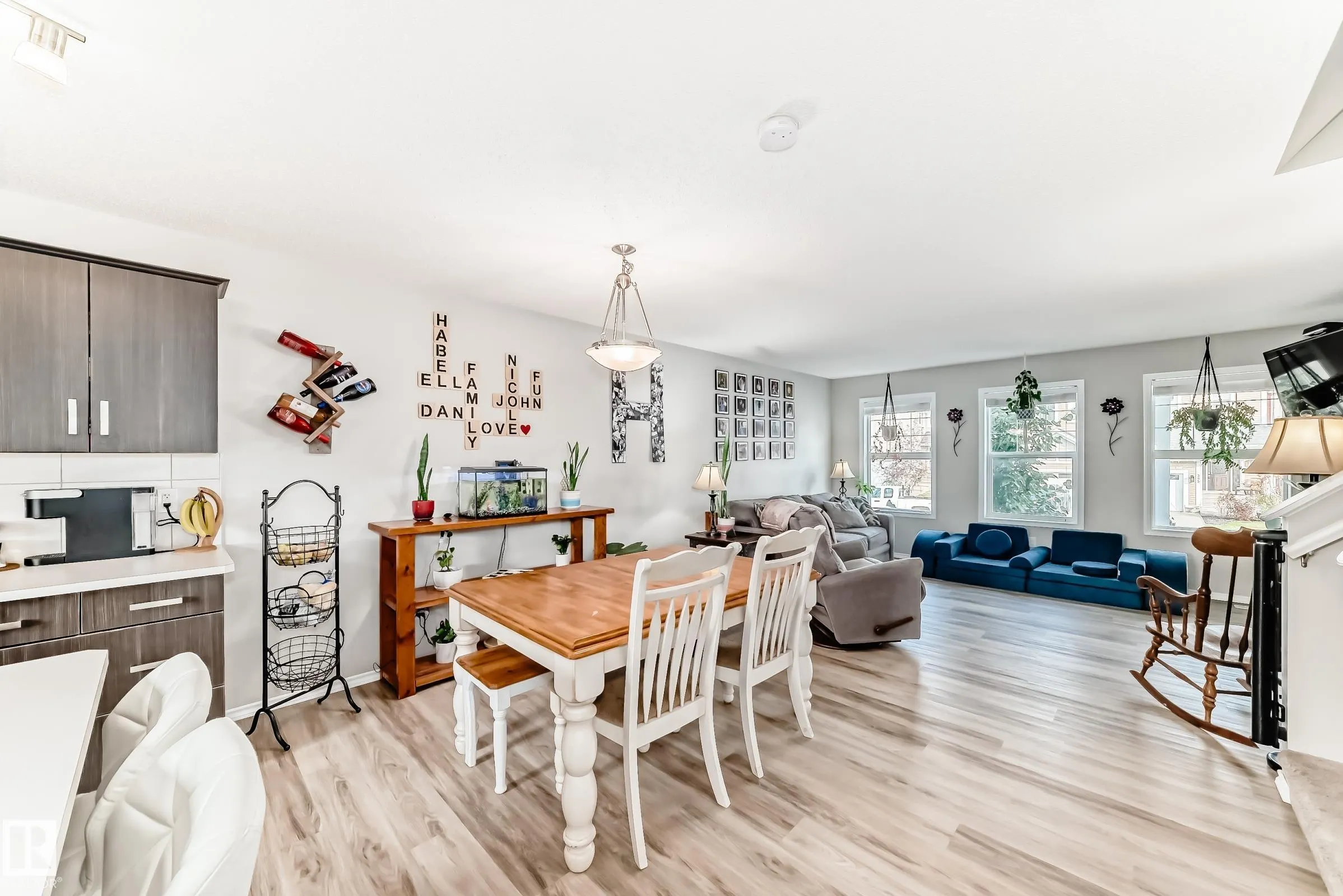 398 SIMMONDS Way