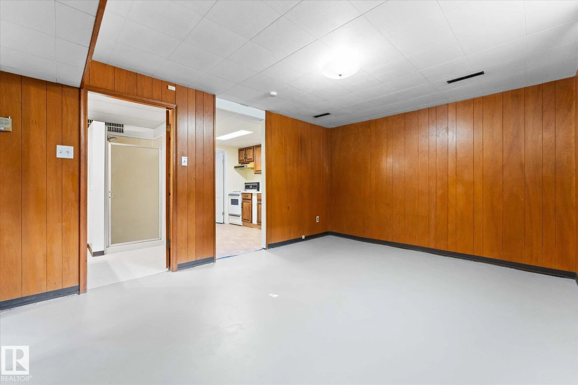 8820 MEADOWLARK Road