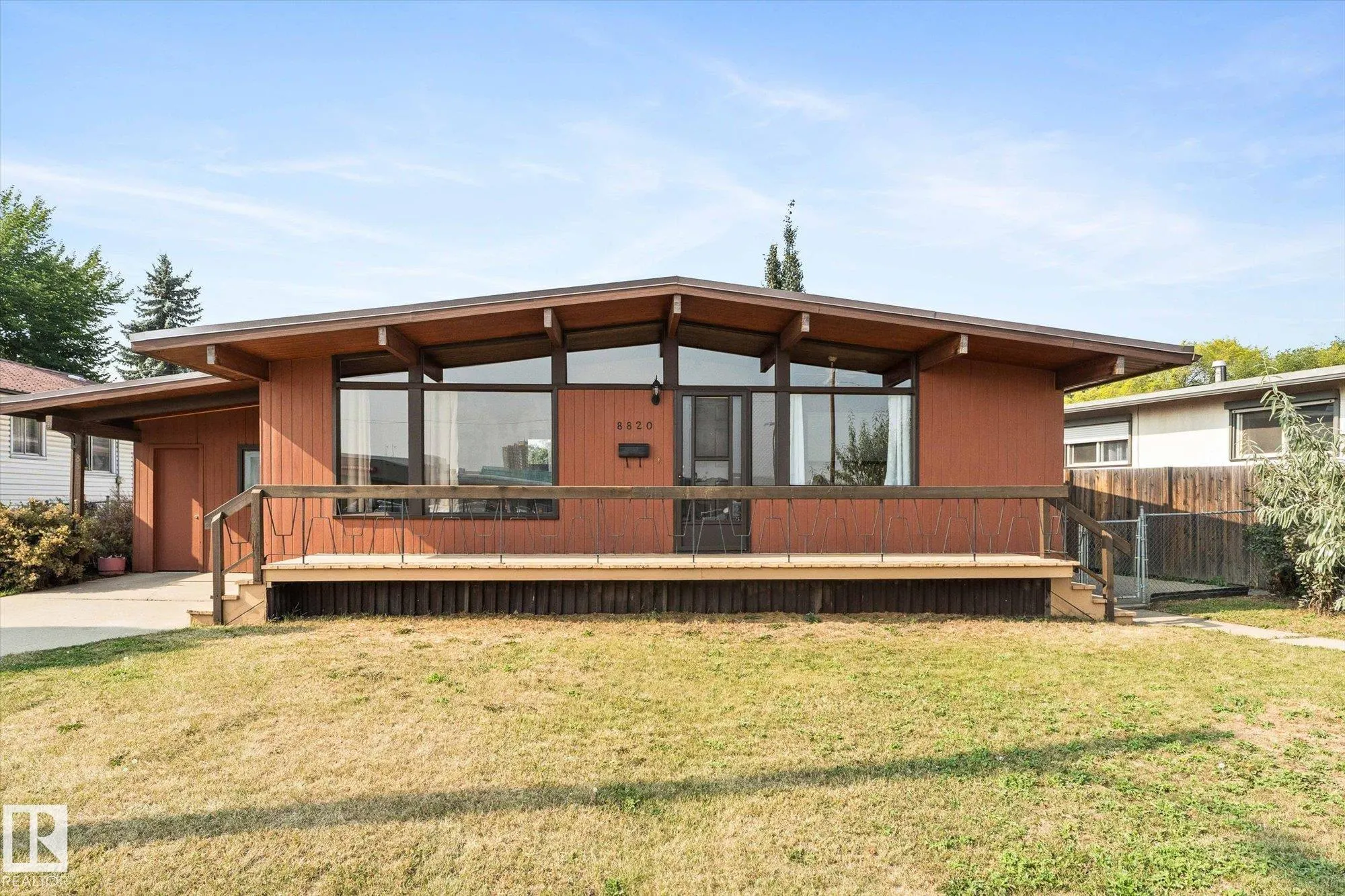 8820 MEADOWLARK Road