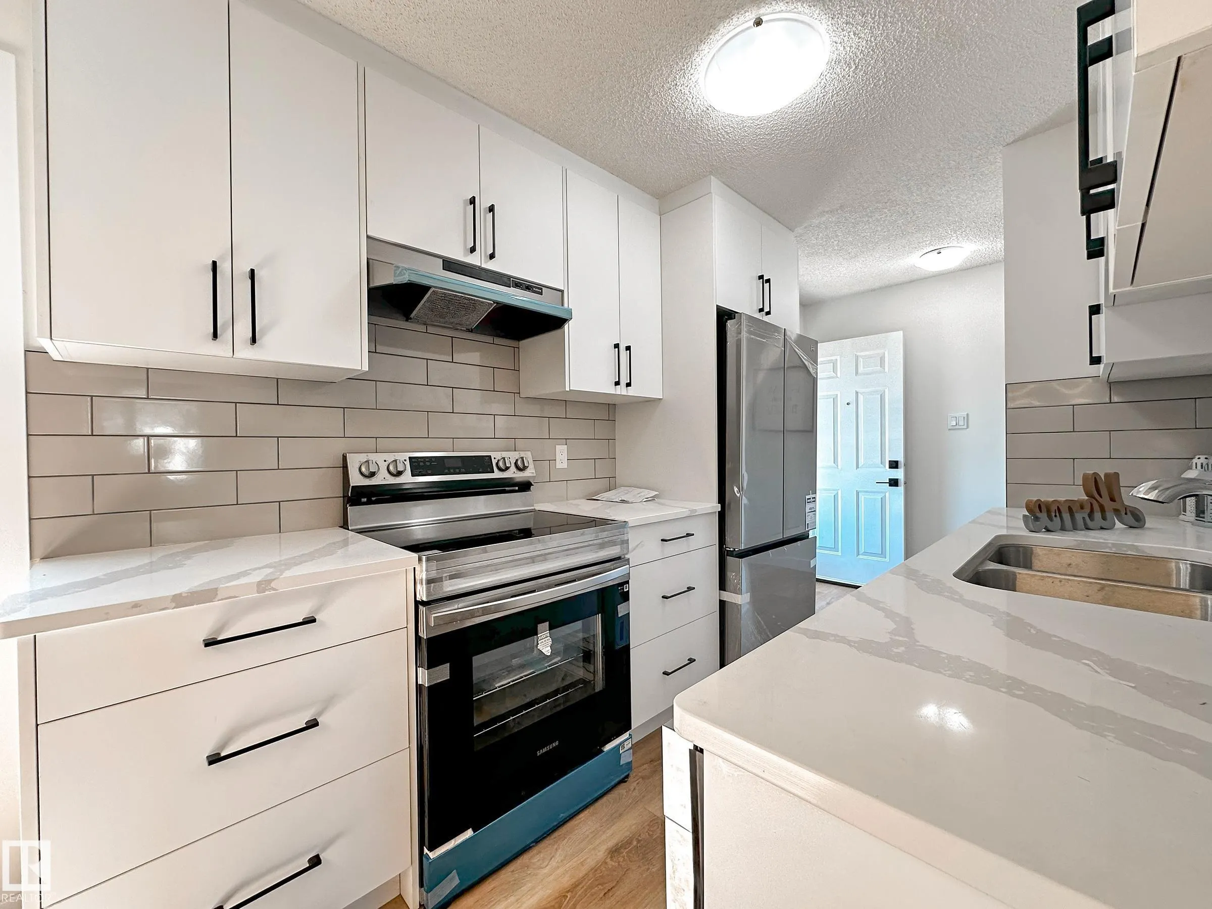 6J CALLINGWOOD Court