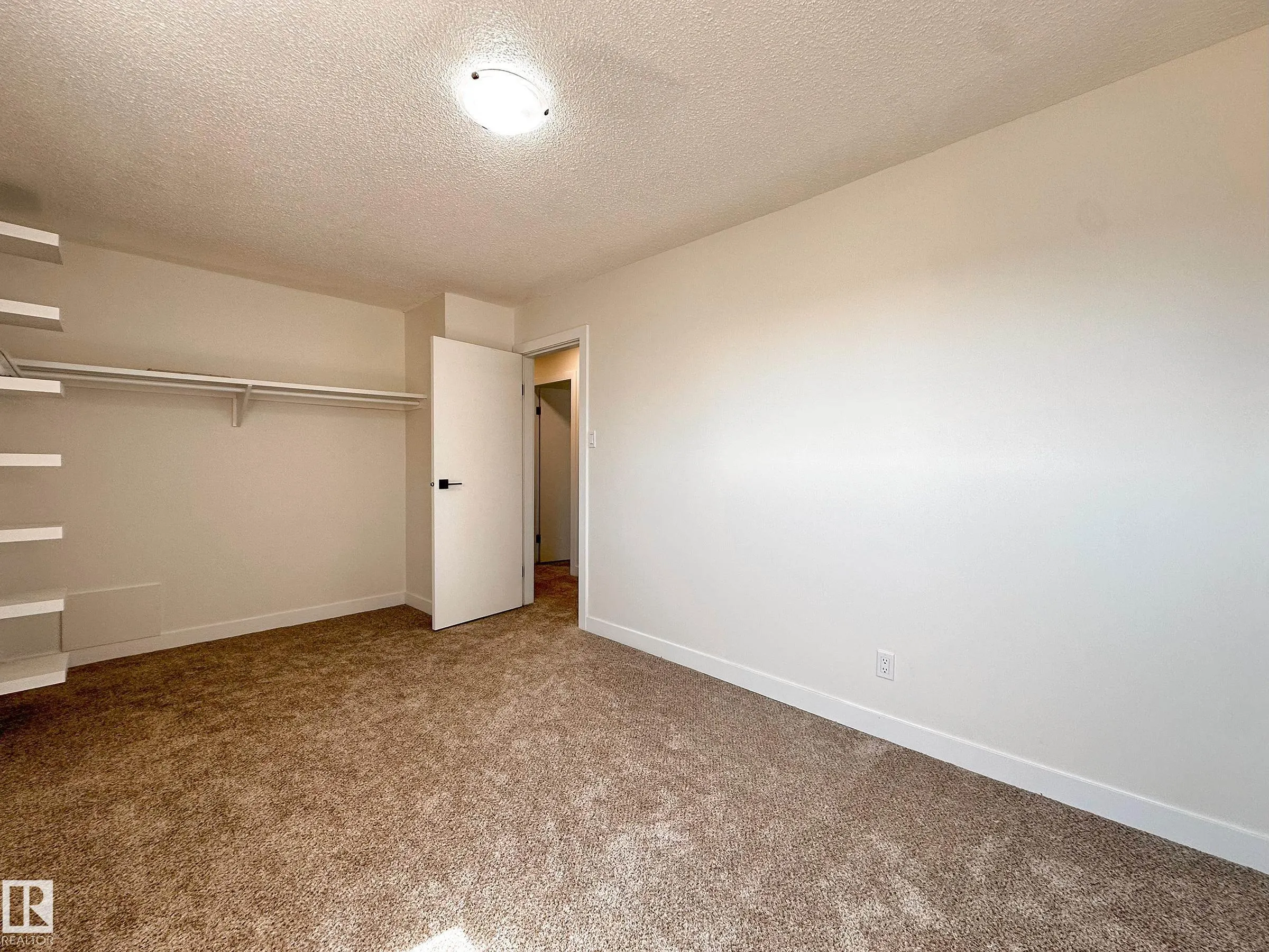 6J CALLINGWOOD Court