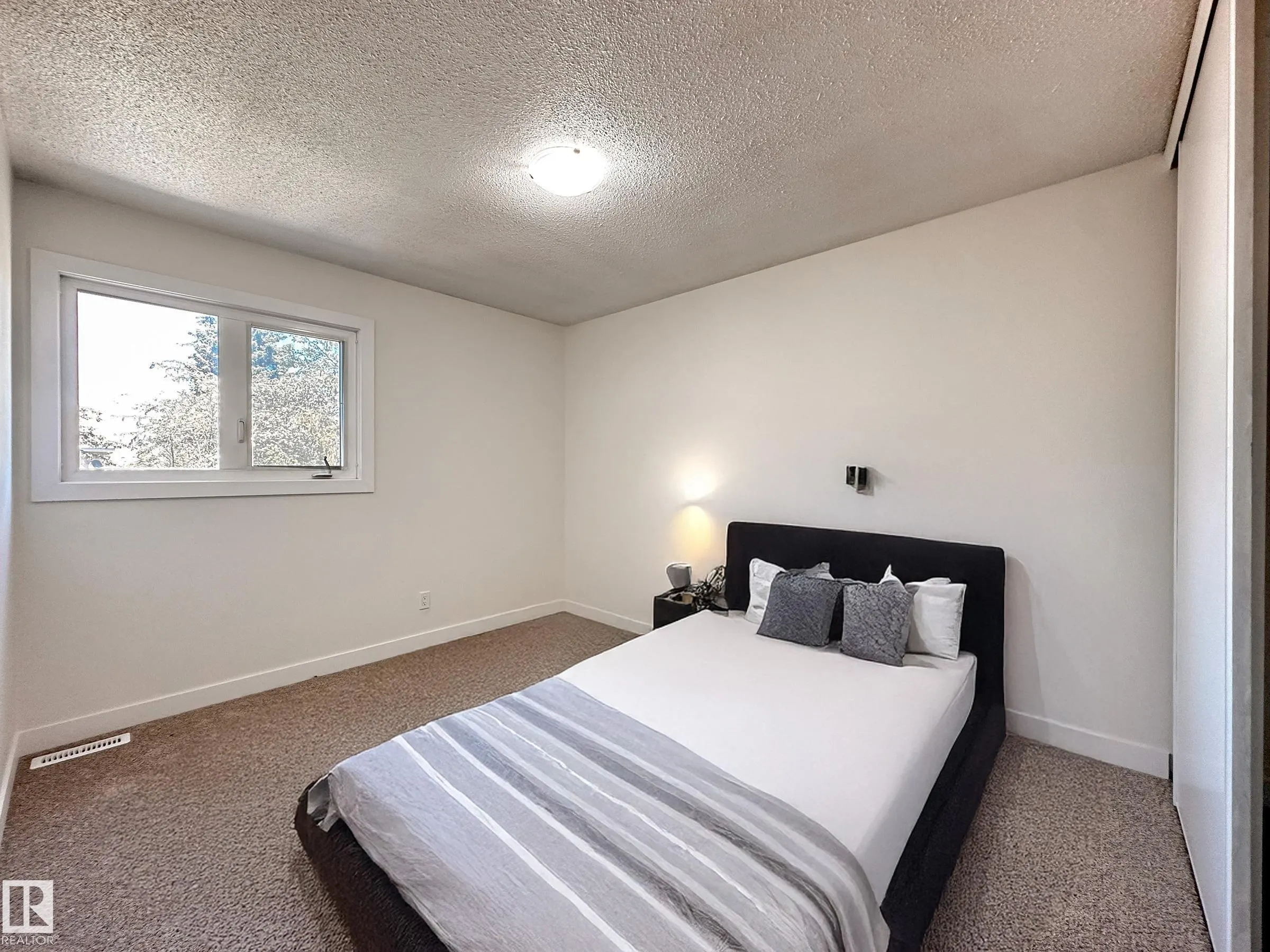 6J CALLINGWOOD Court
