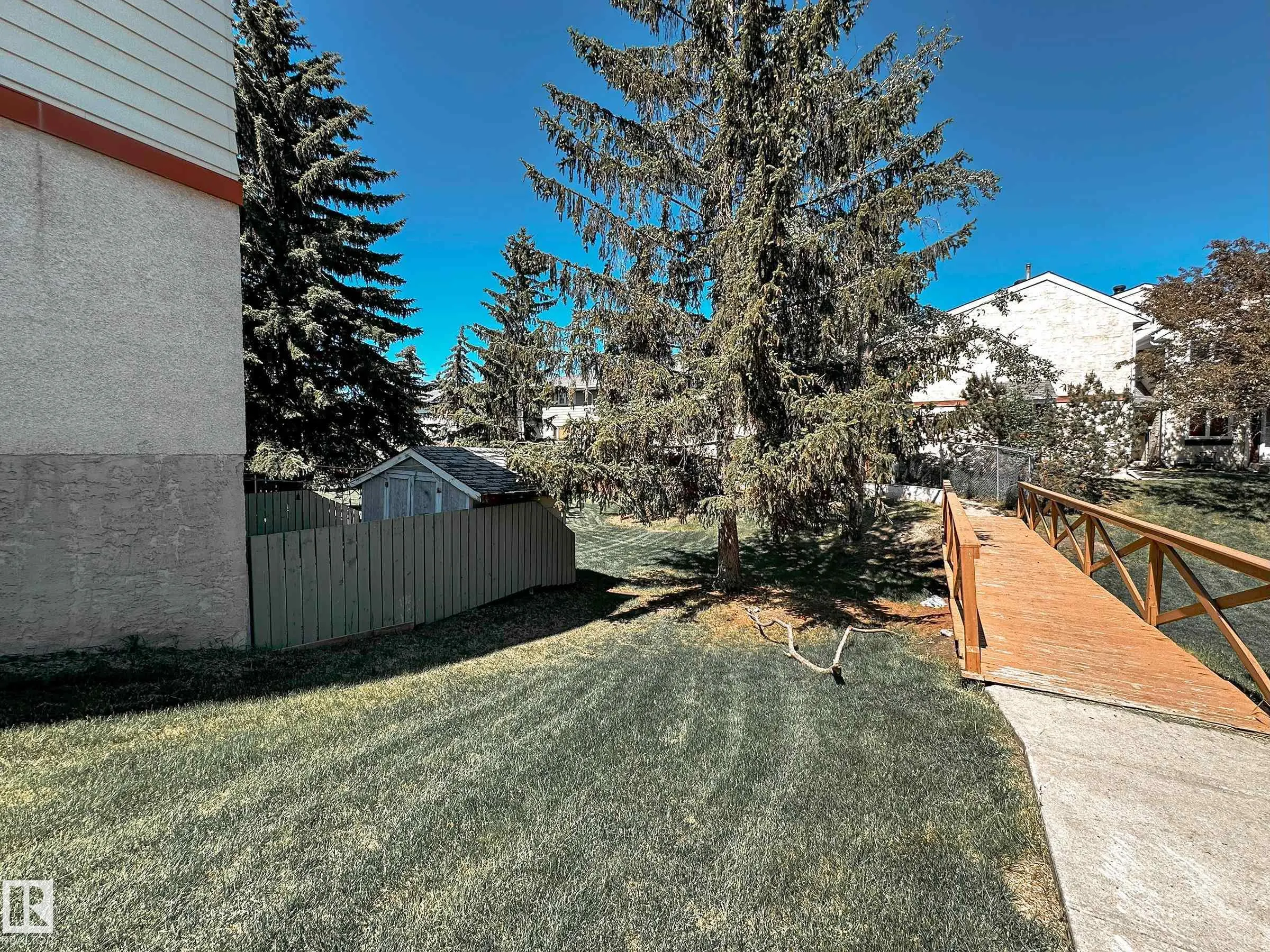 6J CALLINGWOOD Court