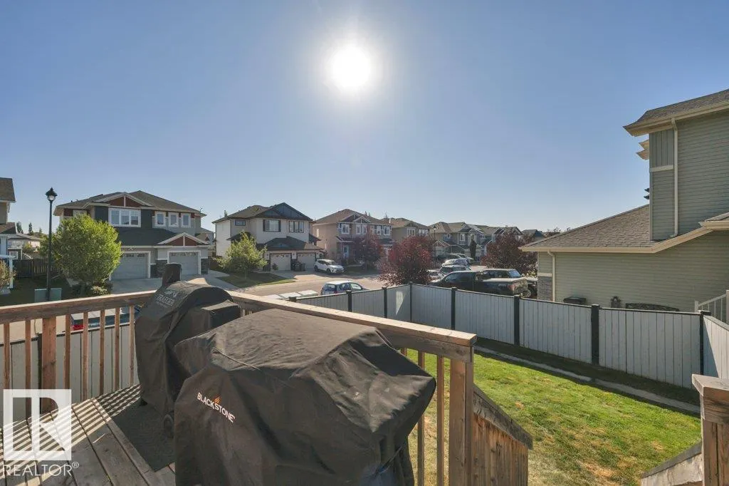 78 SANDALWOOD Place