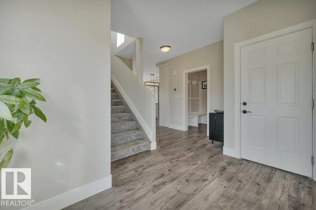 78 SANDALWOOD Place