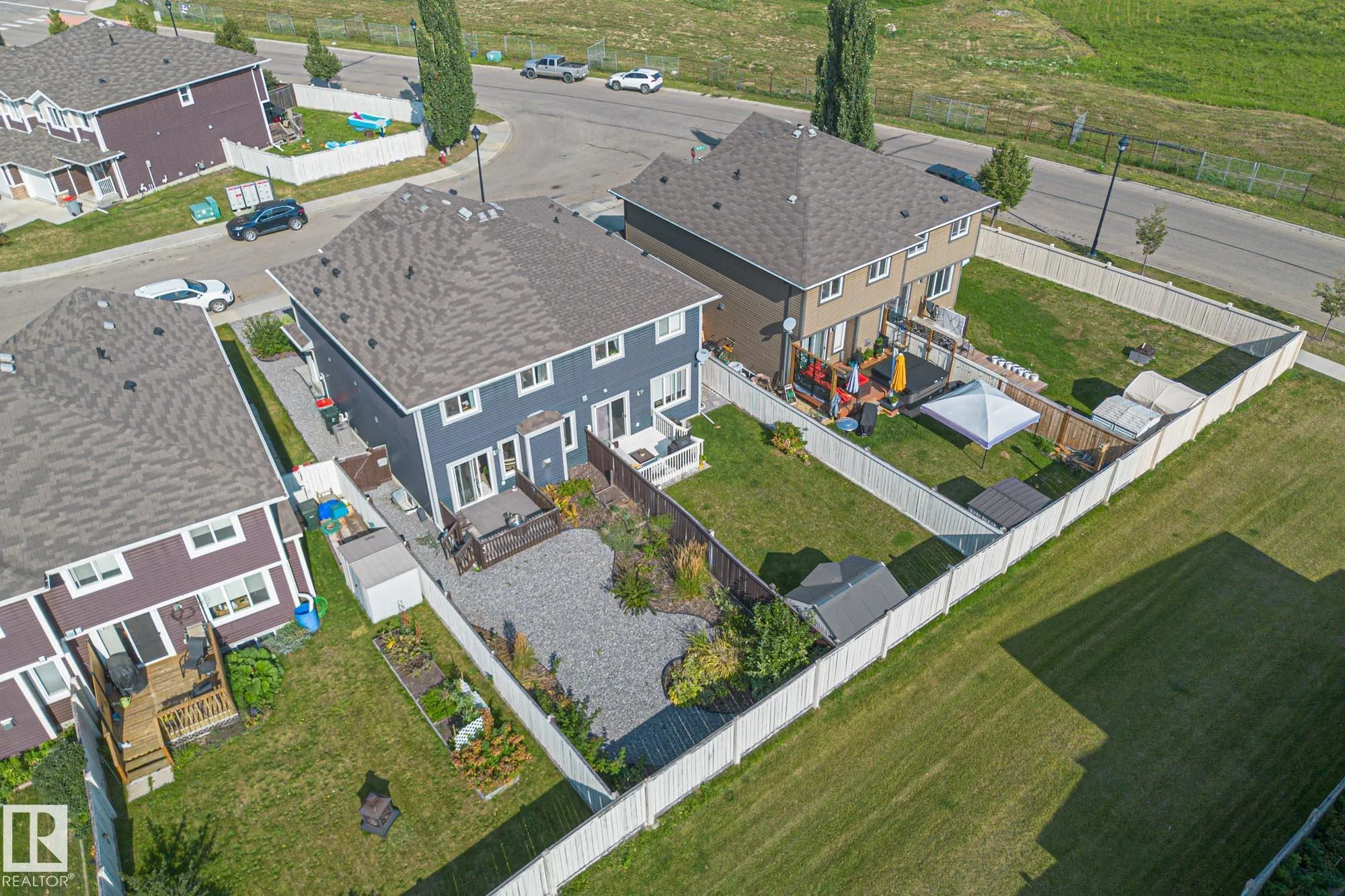 74 WILLOW'S End