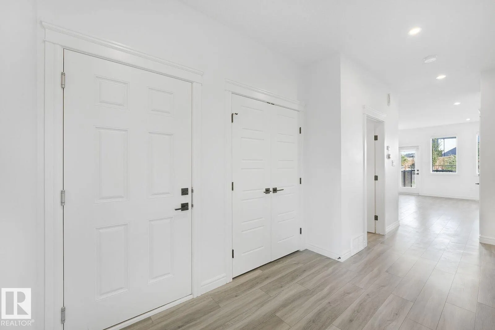 9426 Colak Lane