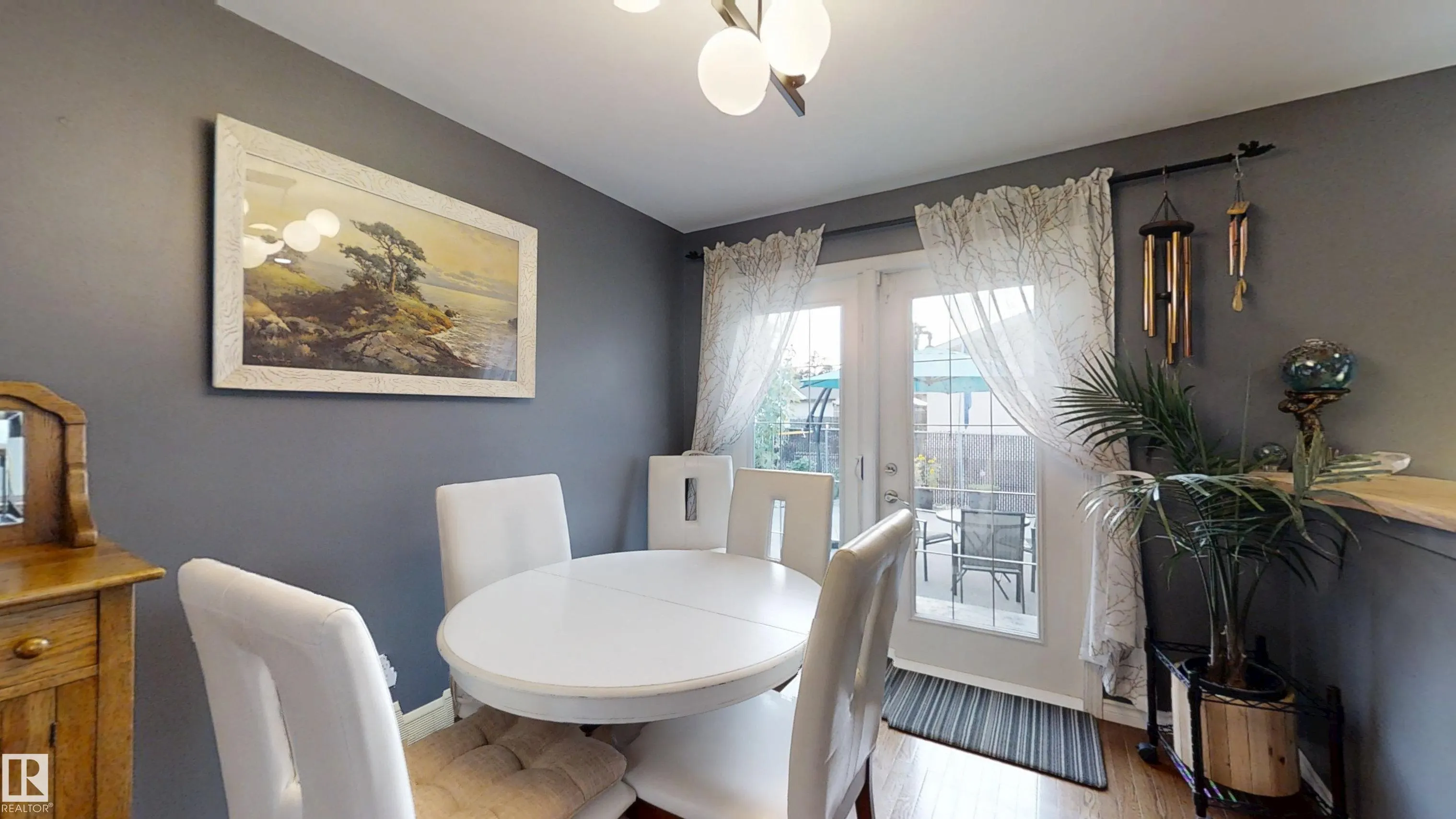 2 ANDERSON Court