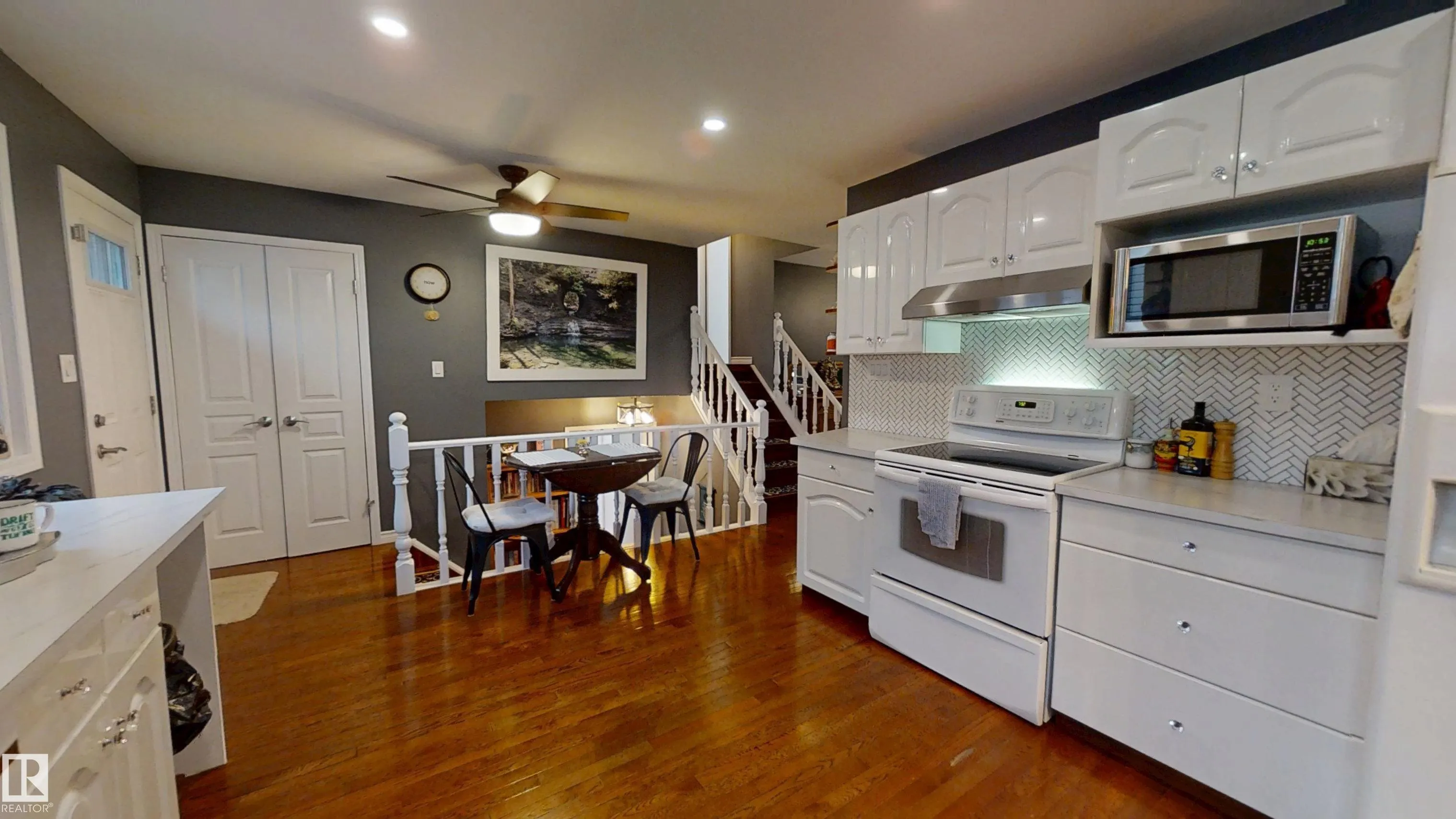 2 ANDERSON Court