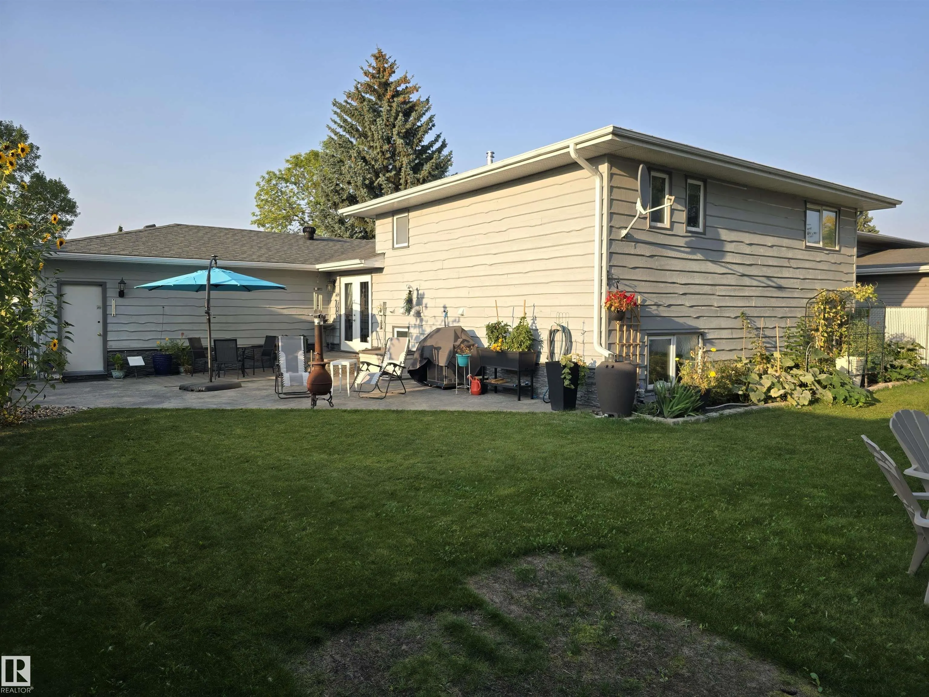 2 ANDERSON Court