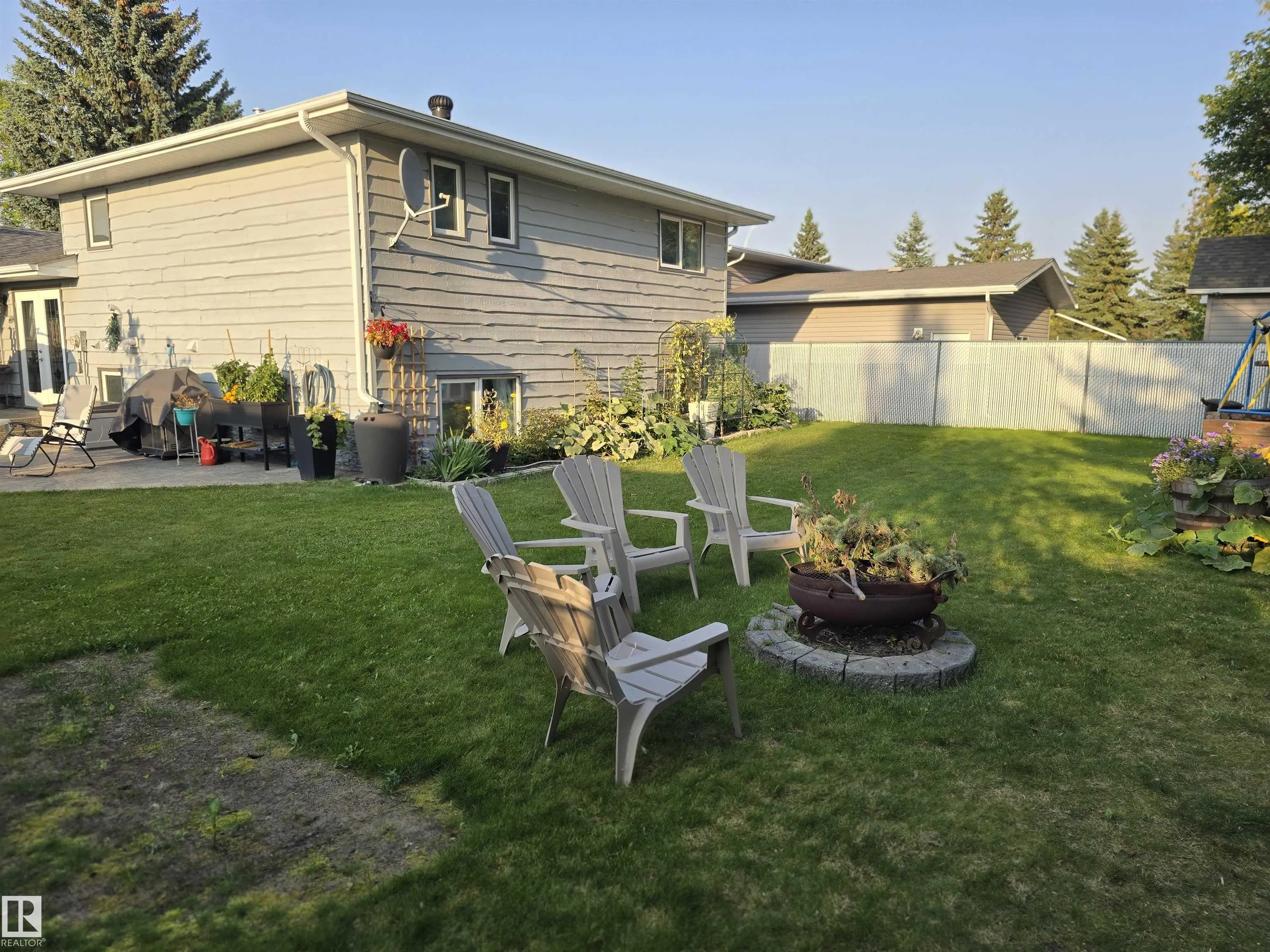 2 ANDERSON Court