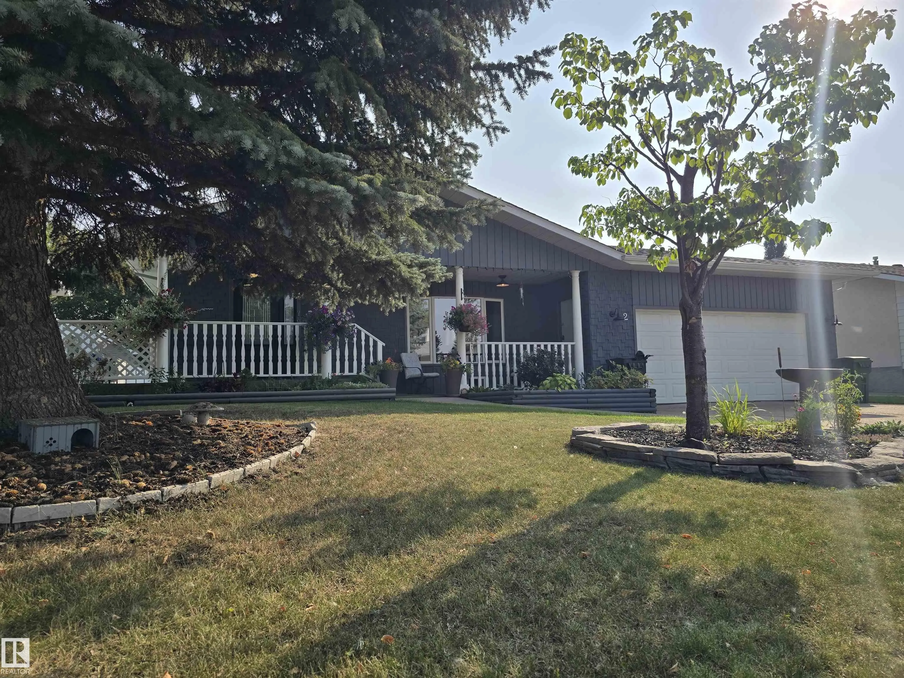 2 ANDERSON Court