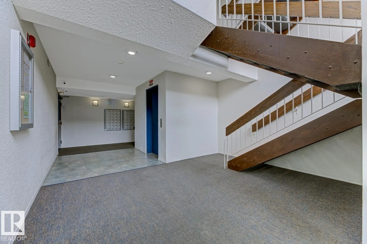 2620 MILL WOODS
