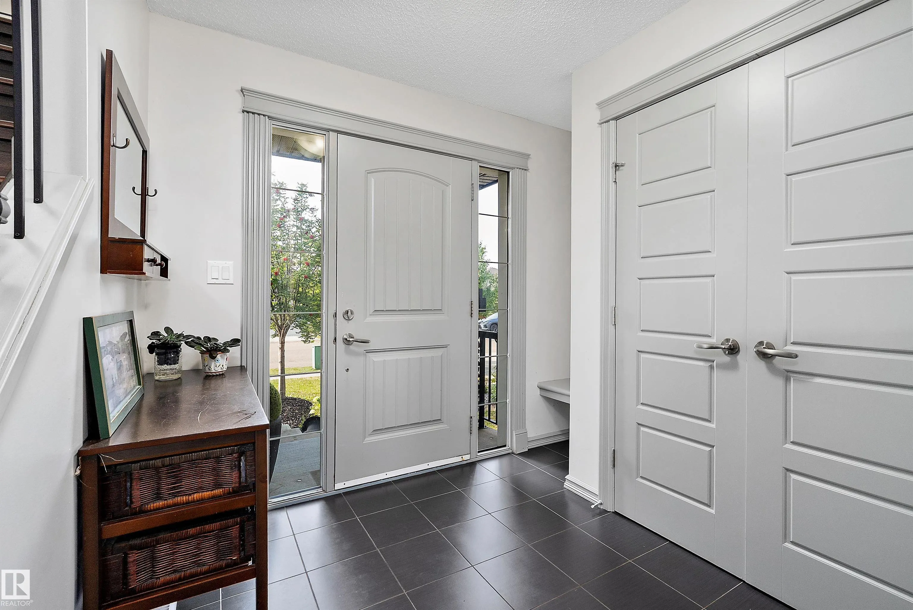 84 SELKIRK Place