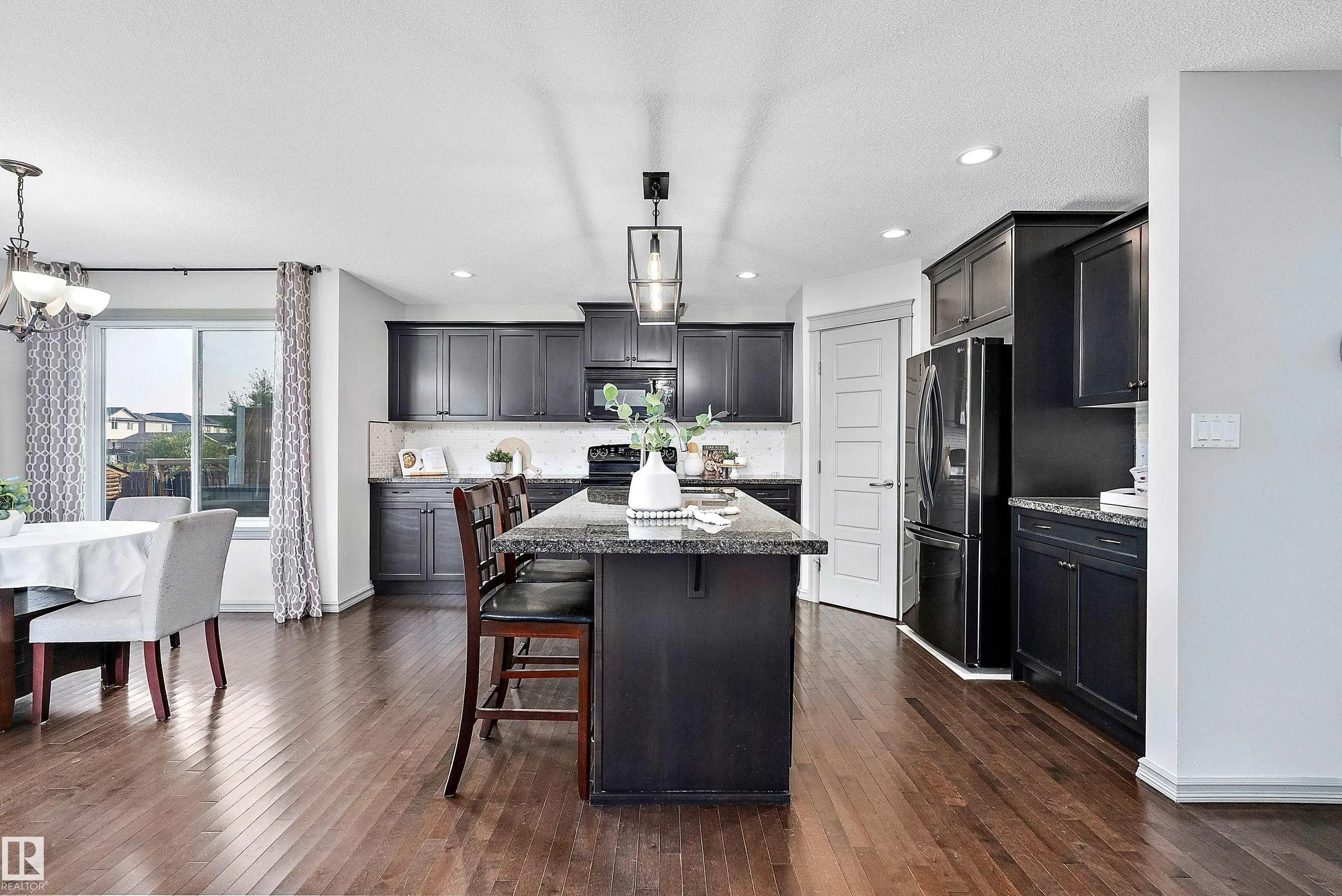 84 SELKIRK Place