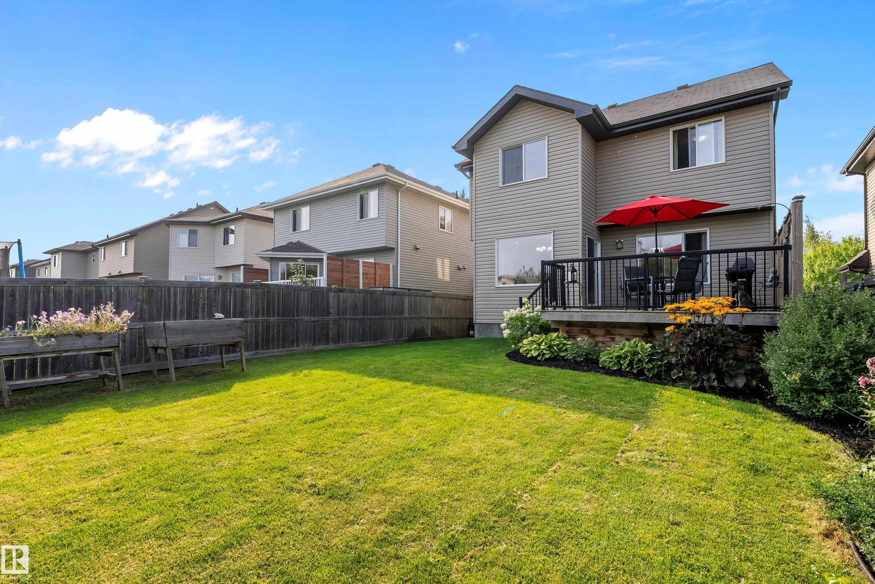 84 SELKIRK Place