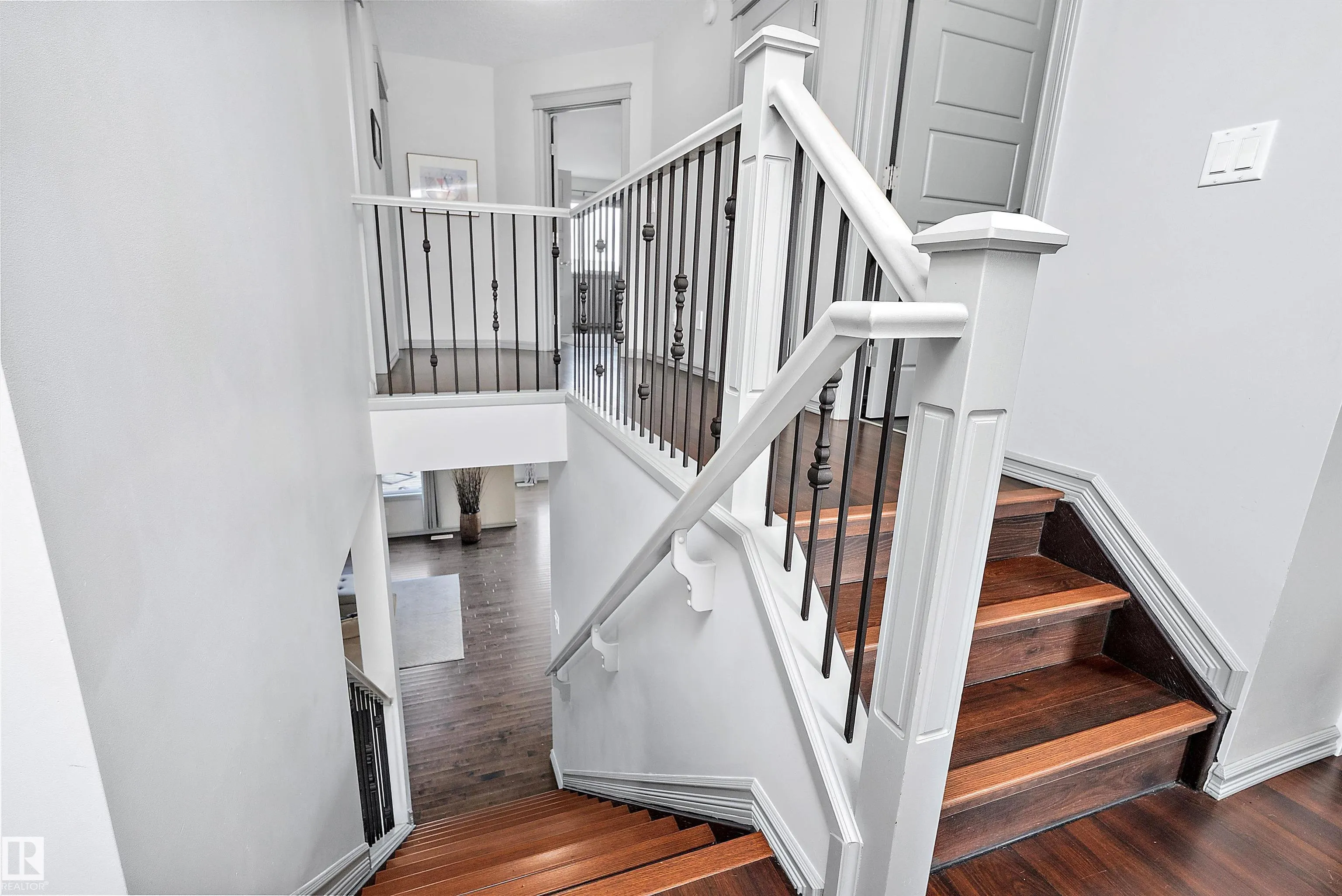 84 SELKIRK Place