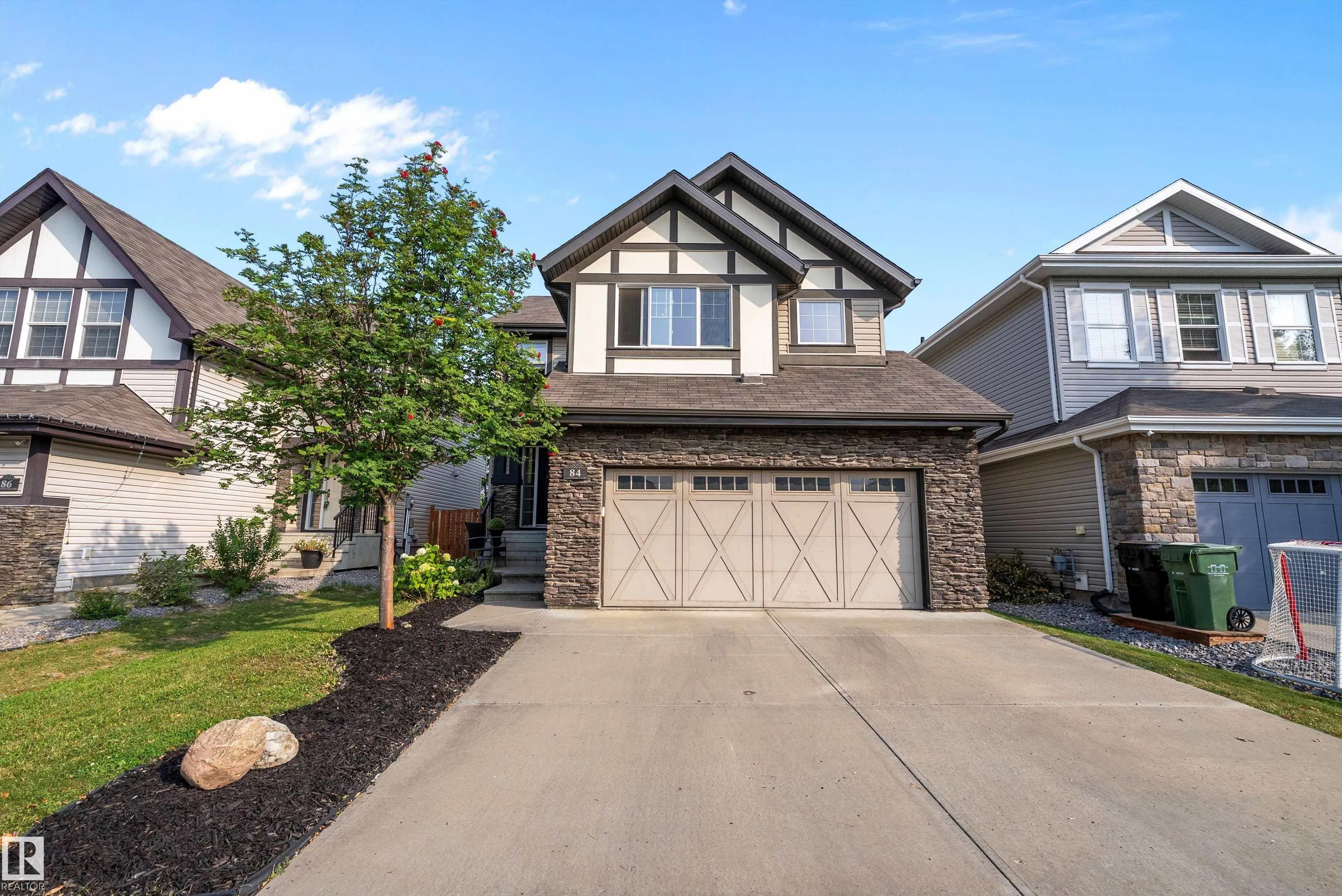 84 SELKIRK Place
