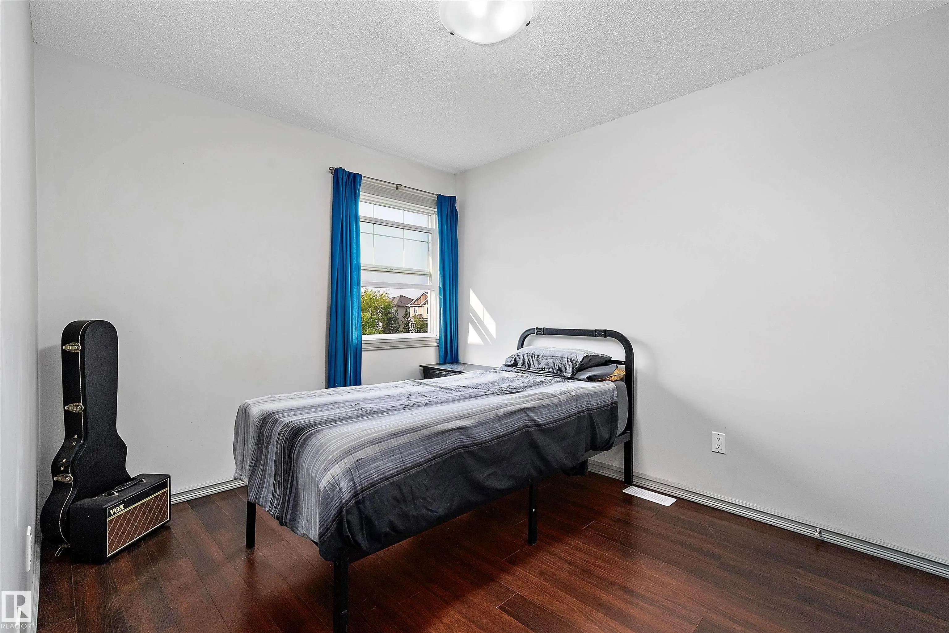 84 SELKIRK Place