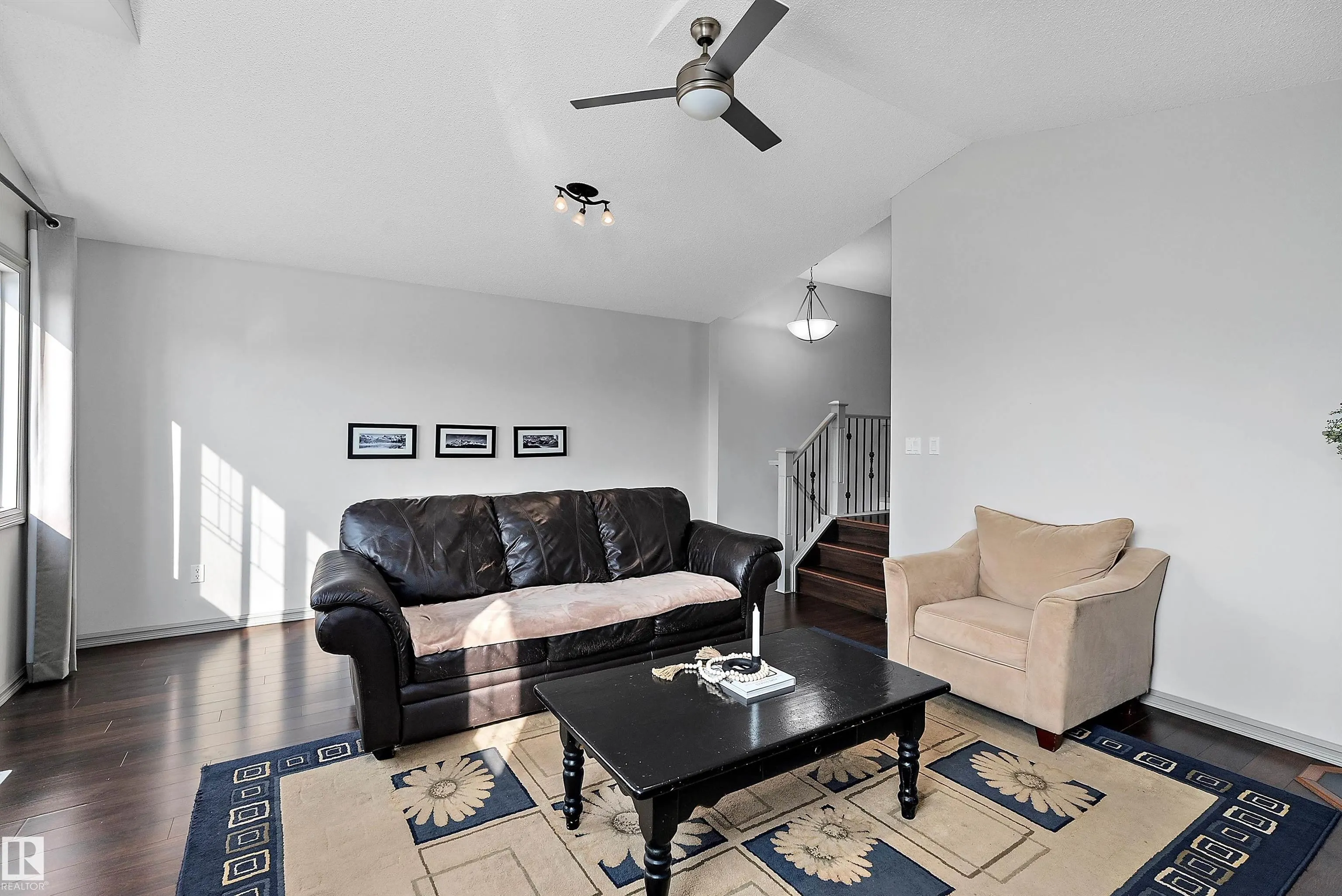 84 SELKIRK Place