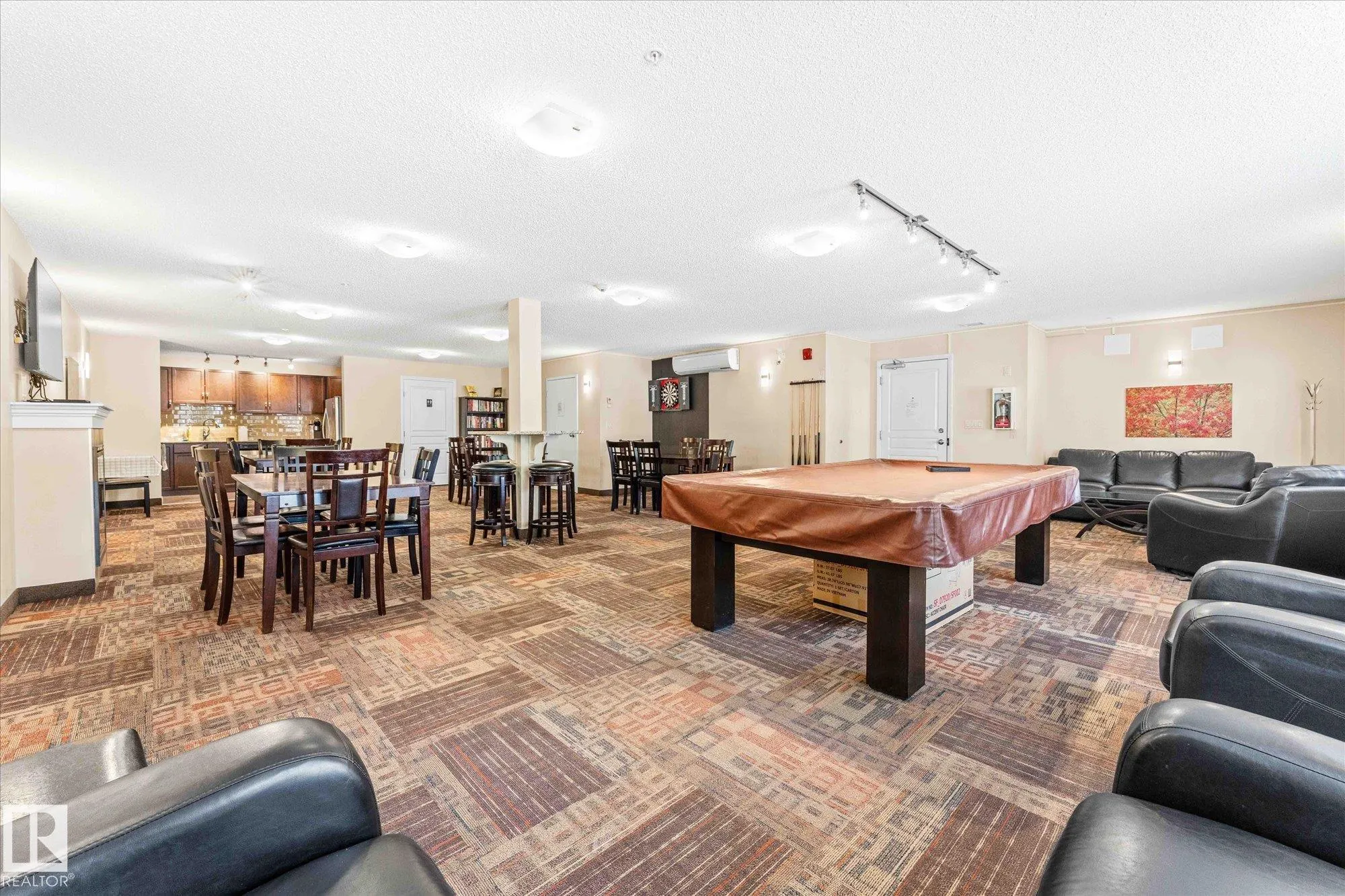 2045 GRANTHAM Court