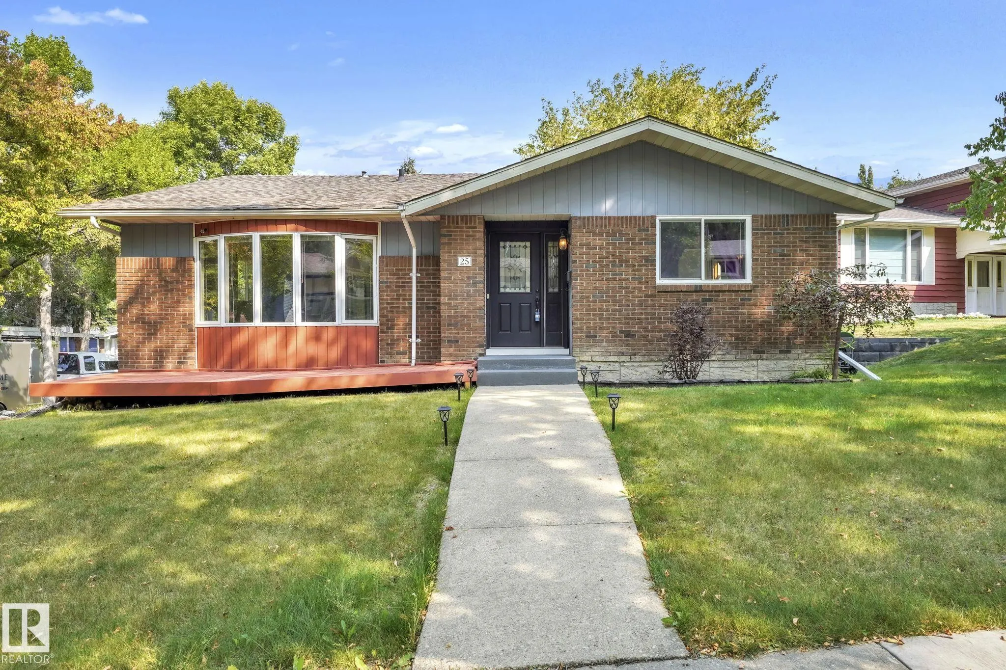 25 BEAVERBROOK Crescent