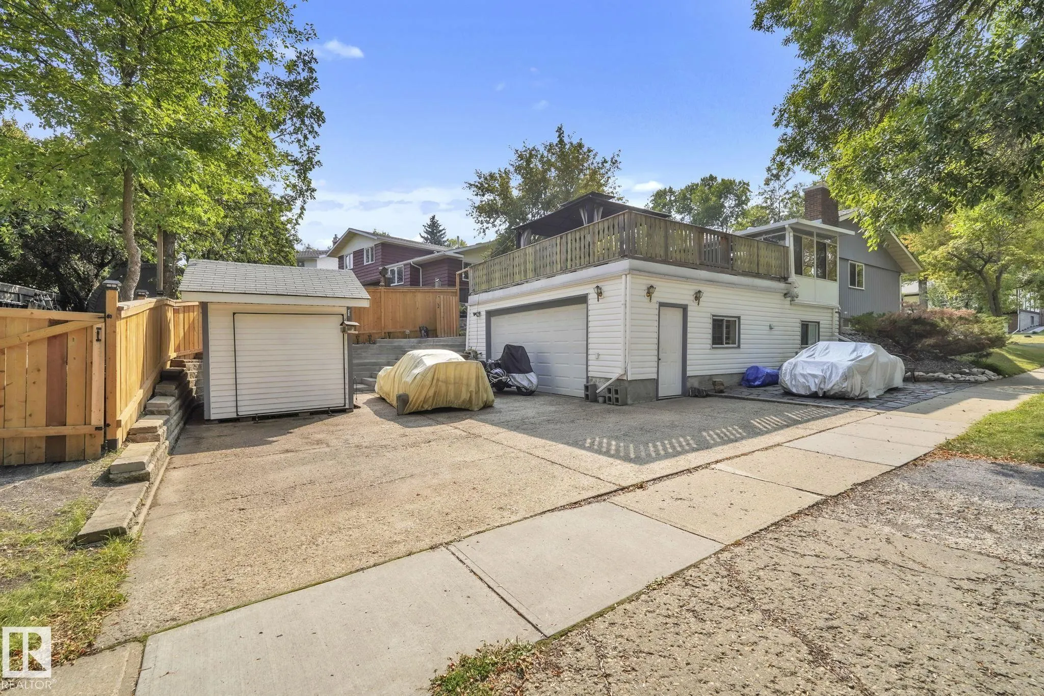 25 BEAVERBROOK Crescent