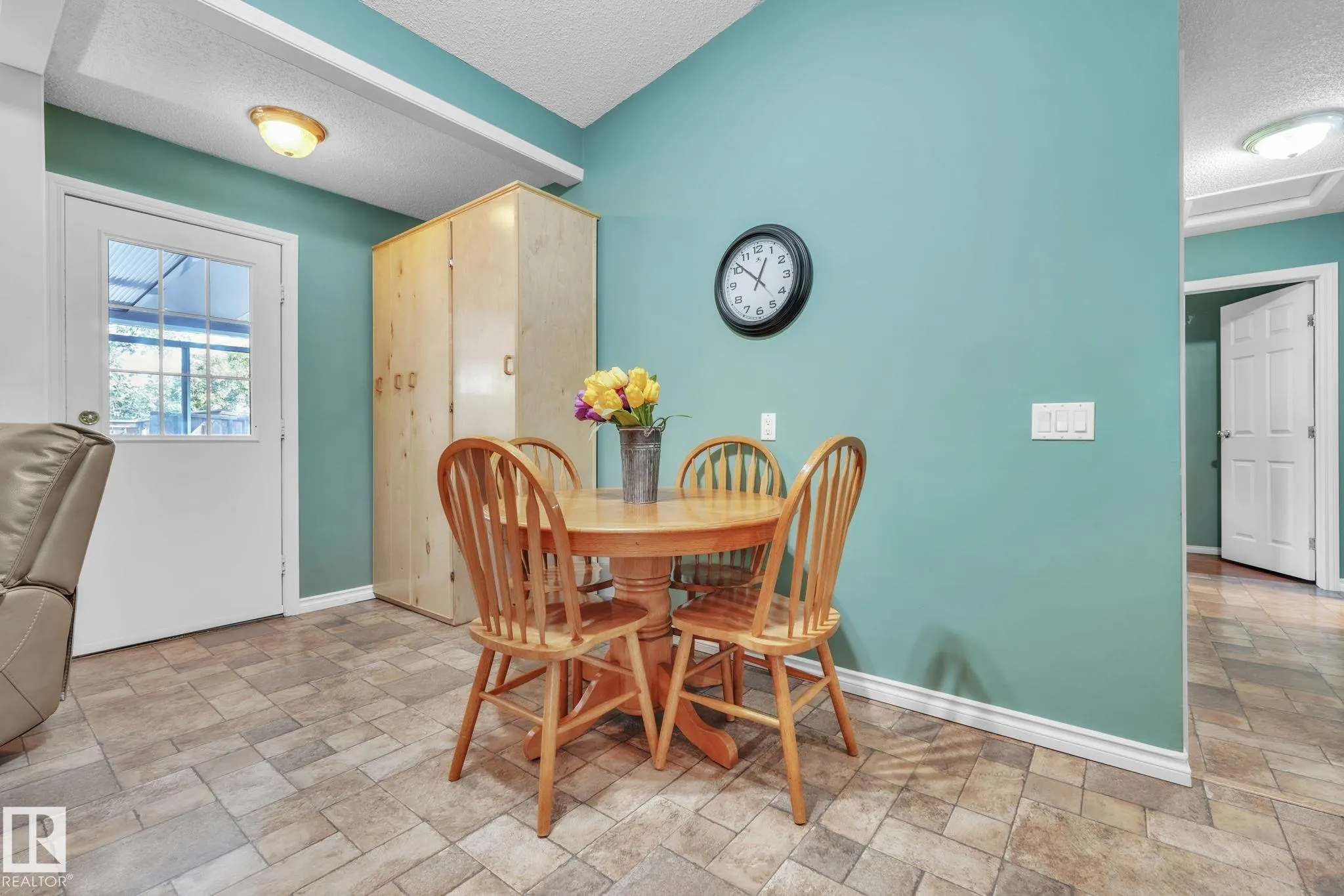 25 BEAVERBROOK Crescent