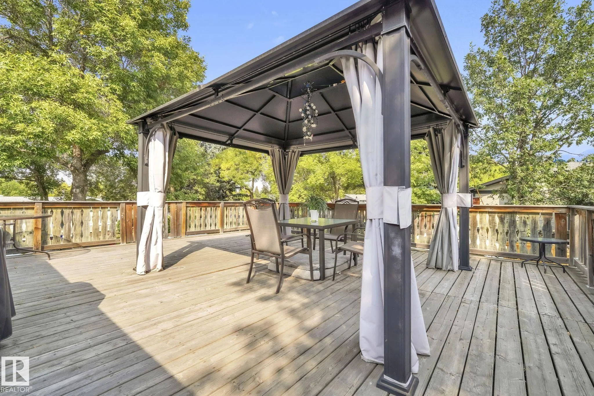 25 BEAVERBROOK Crescent